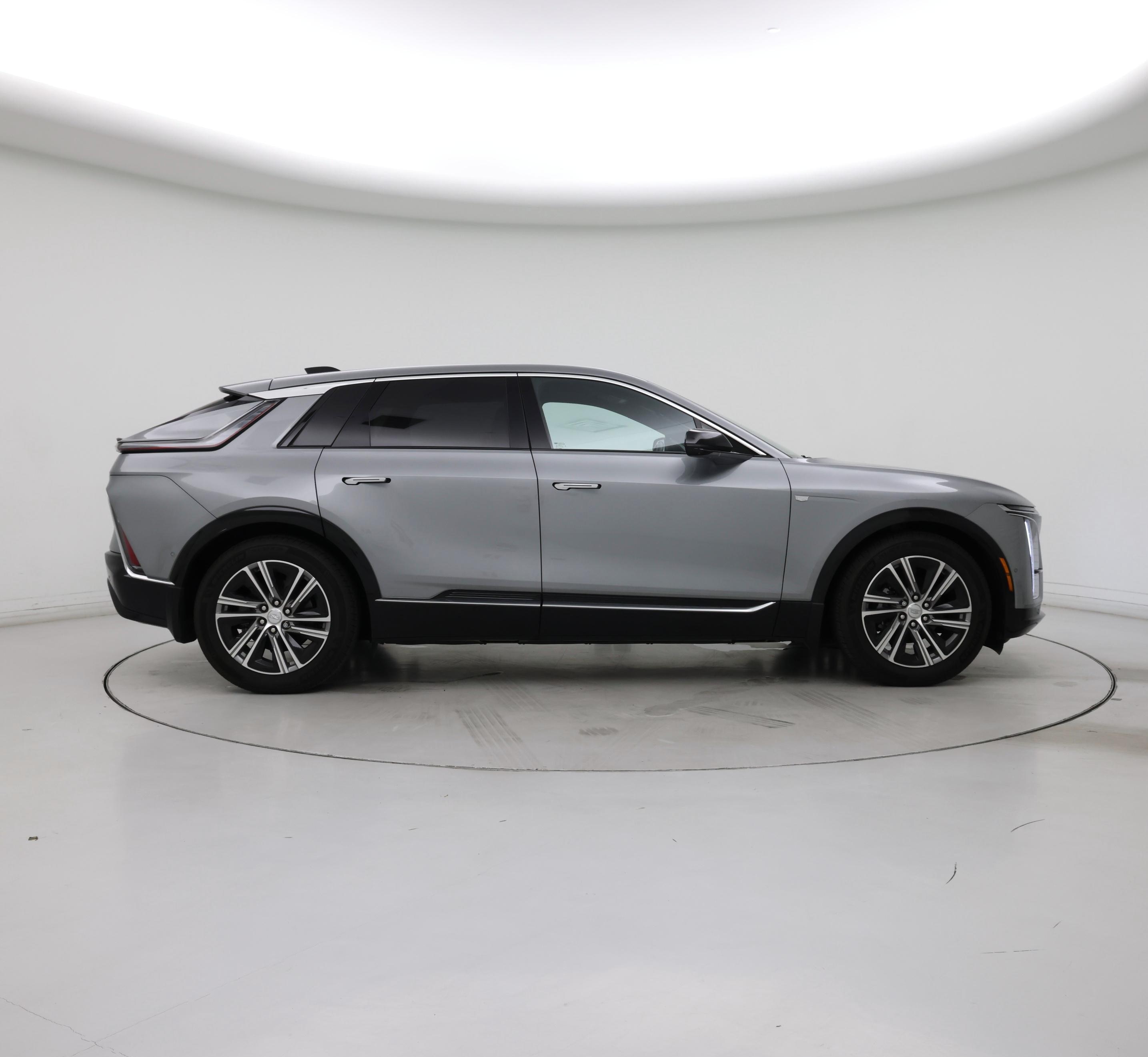 Thumbnail: 2024 Cadillac Lyriq - 7