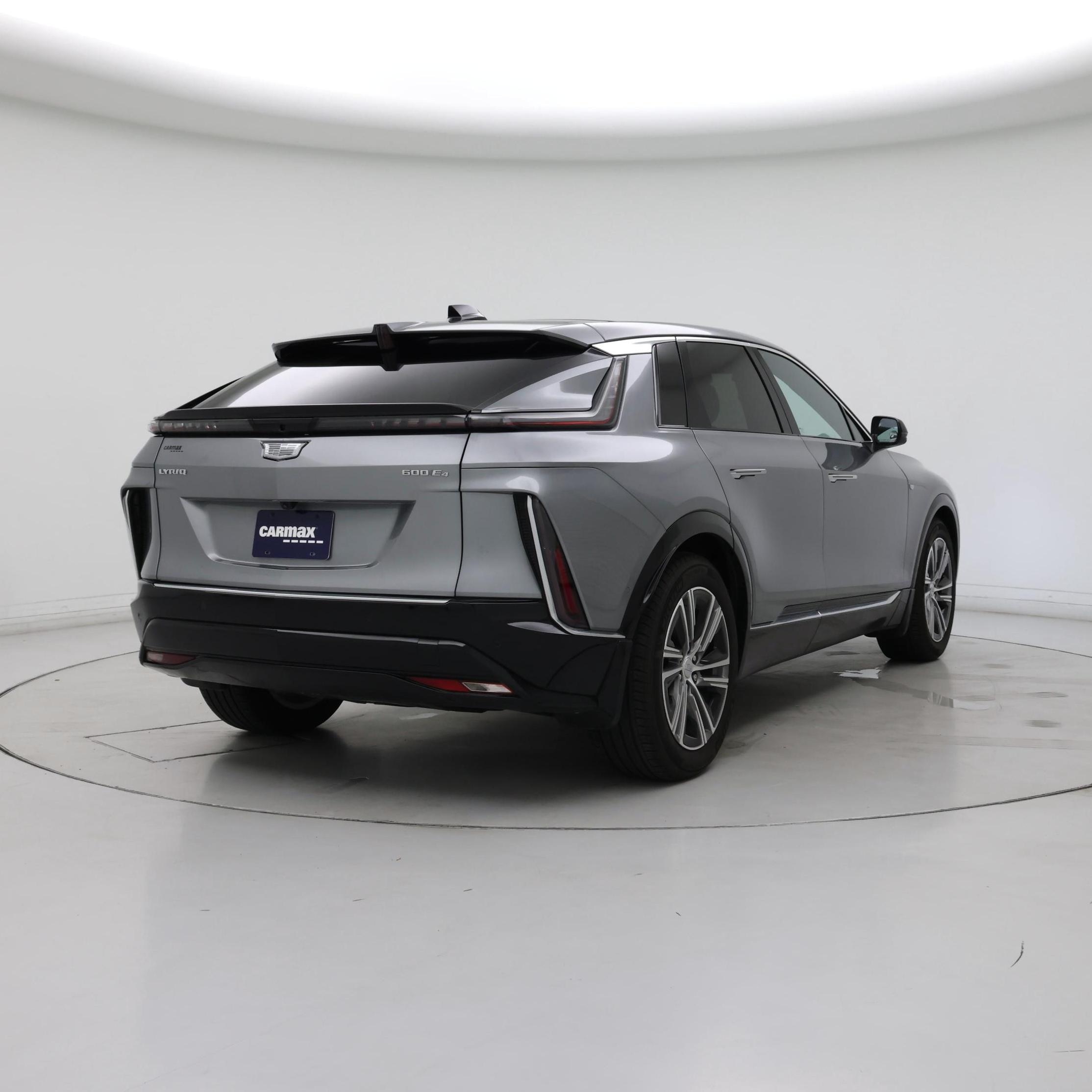 Thumbnail: 2024 Cadillac Lyriq - 8