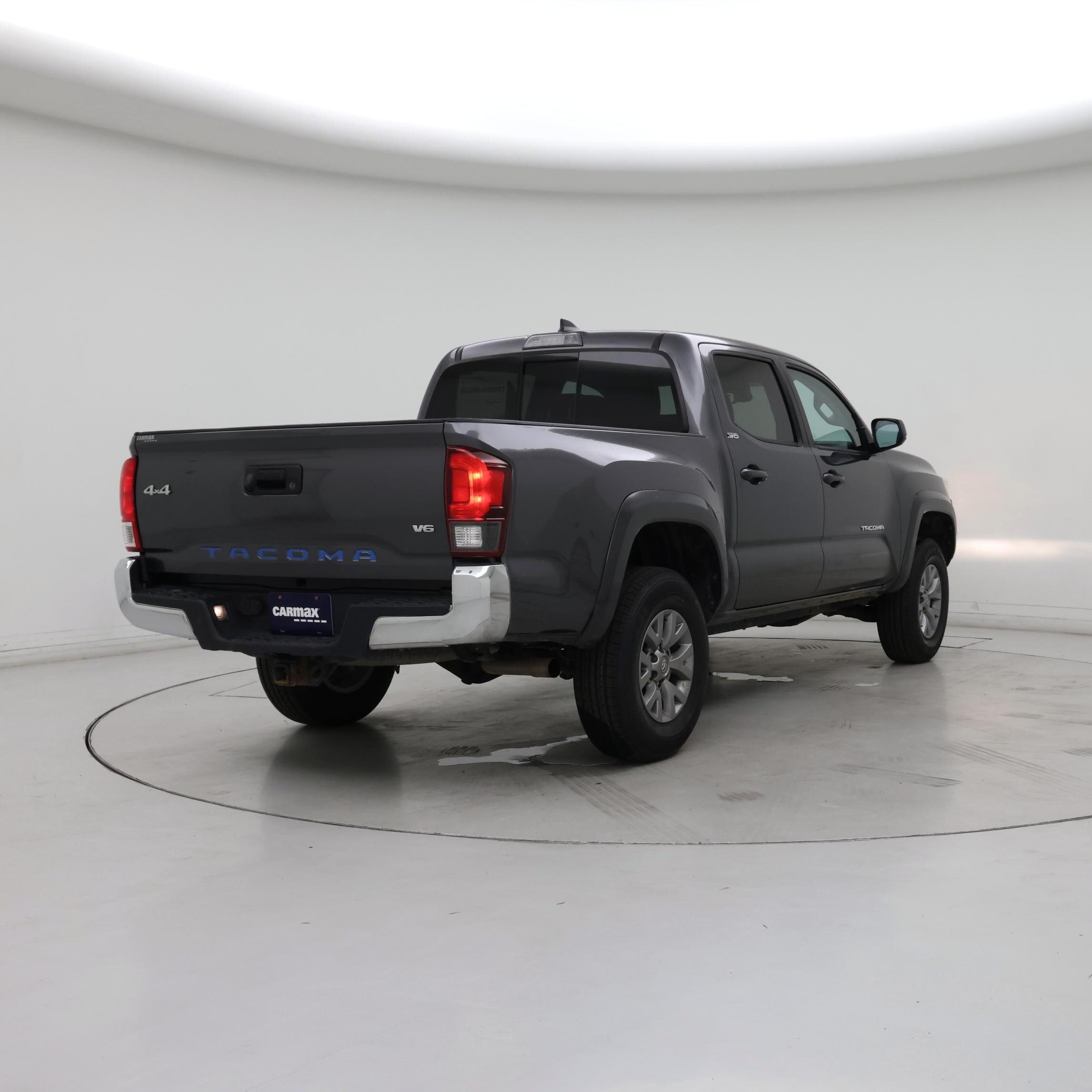 Thumbnail: 2019 Toyota Tacoma - 8