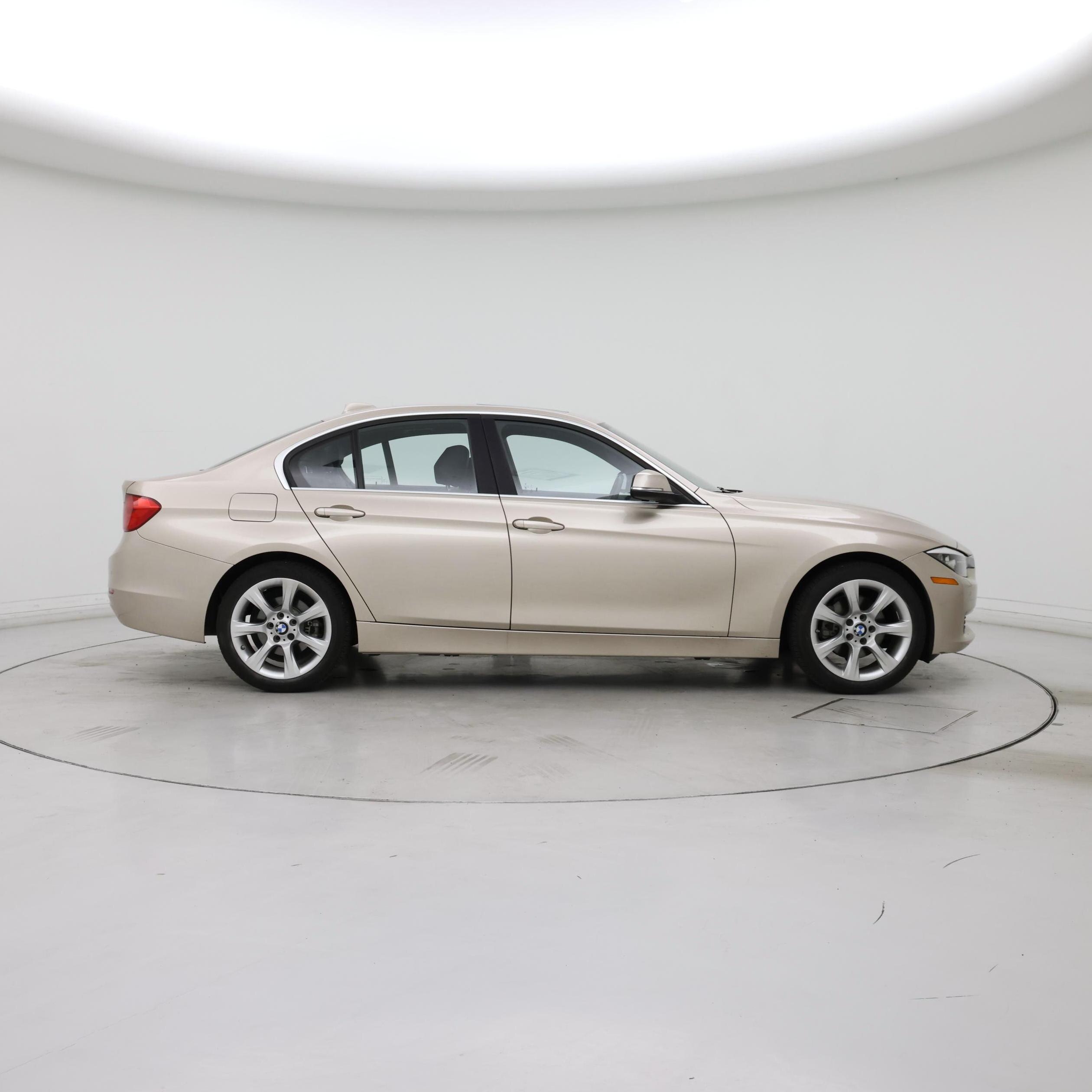 Thumbnail: 2015 BMW 3 Series - 7