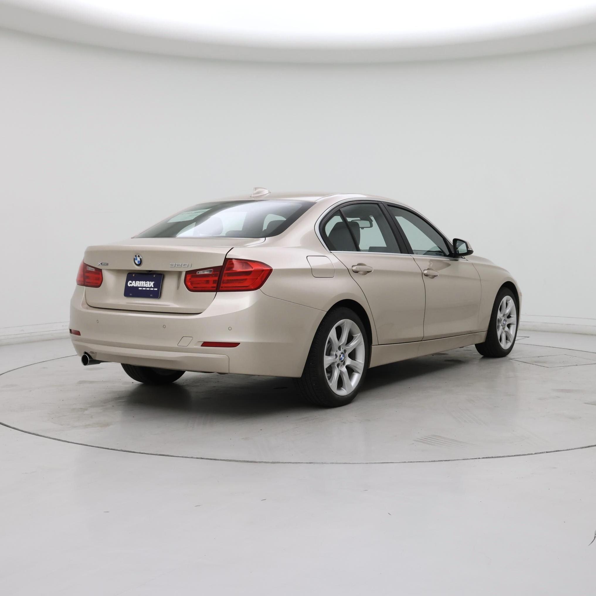 Thumbnail: 2015 BMW 3 Series - 8