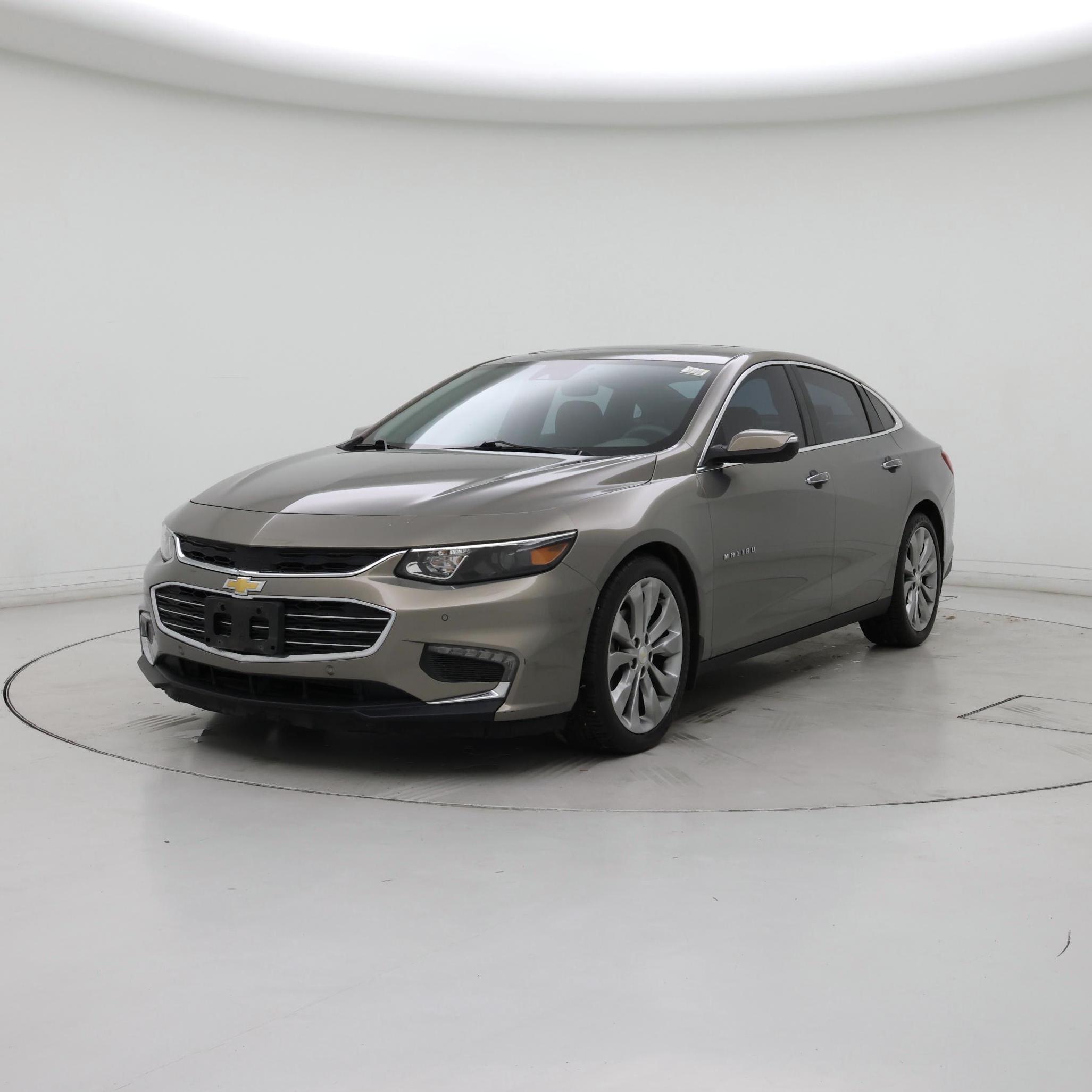 Thumbnail: 2017 Chevrolet Malibu - 4