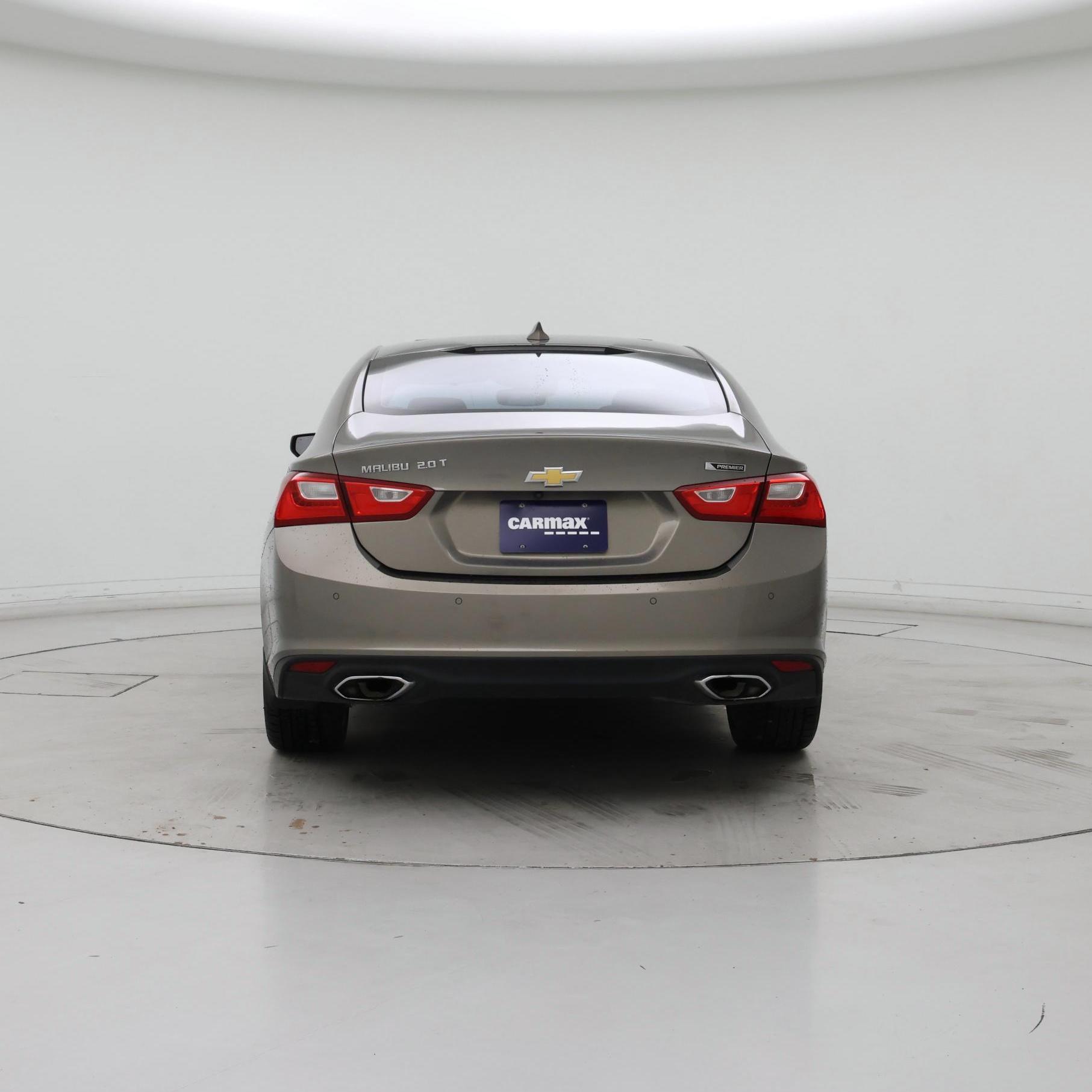 Thumbnail: 2017 Chevrolet Malibu - 6