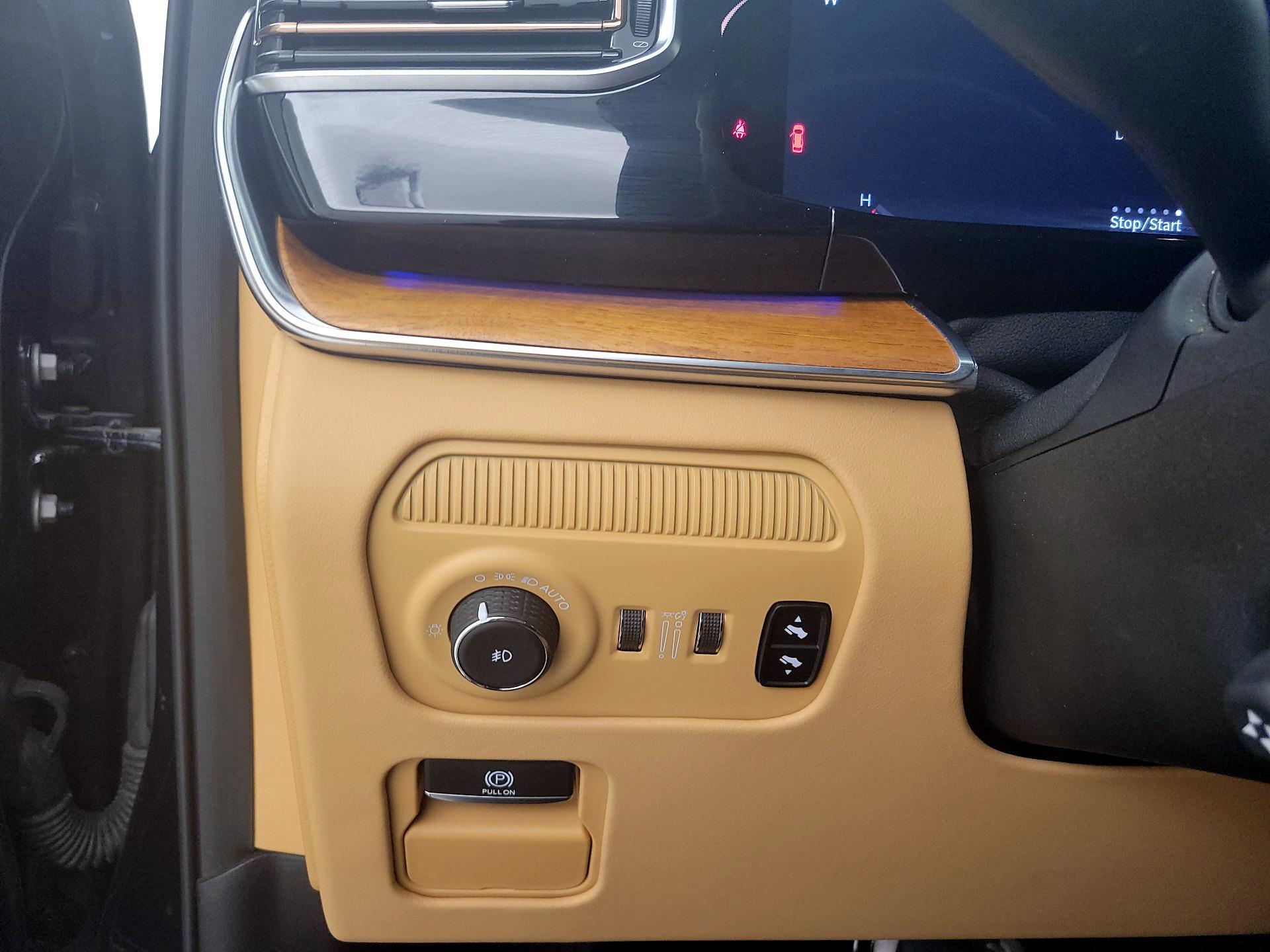 Thumbnail: 2023 Jeep Grand Wagoneer - 13