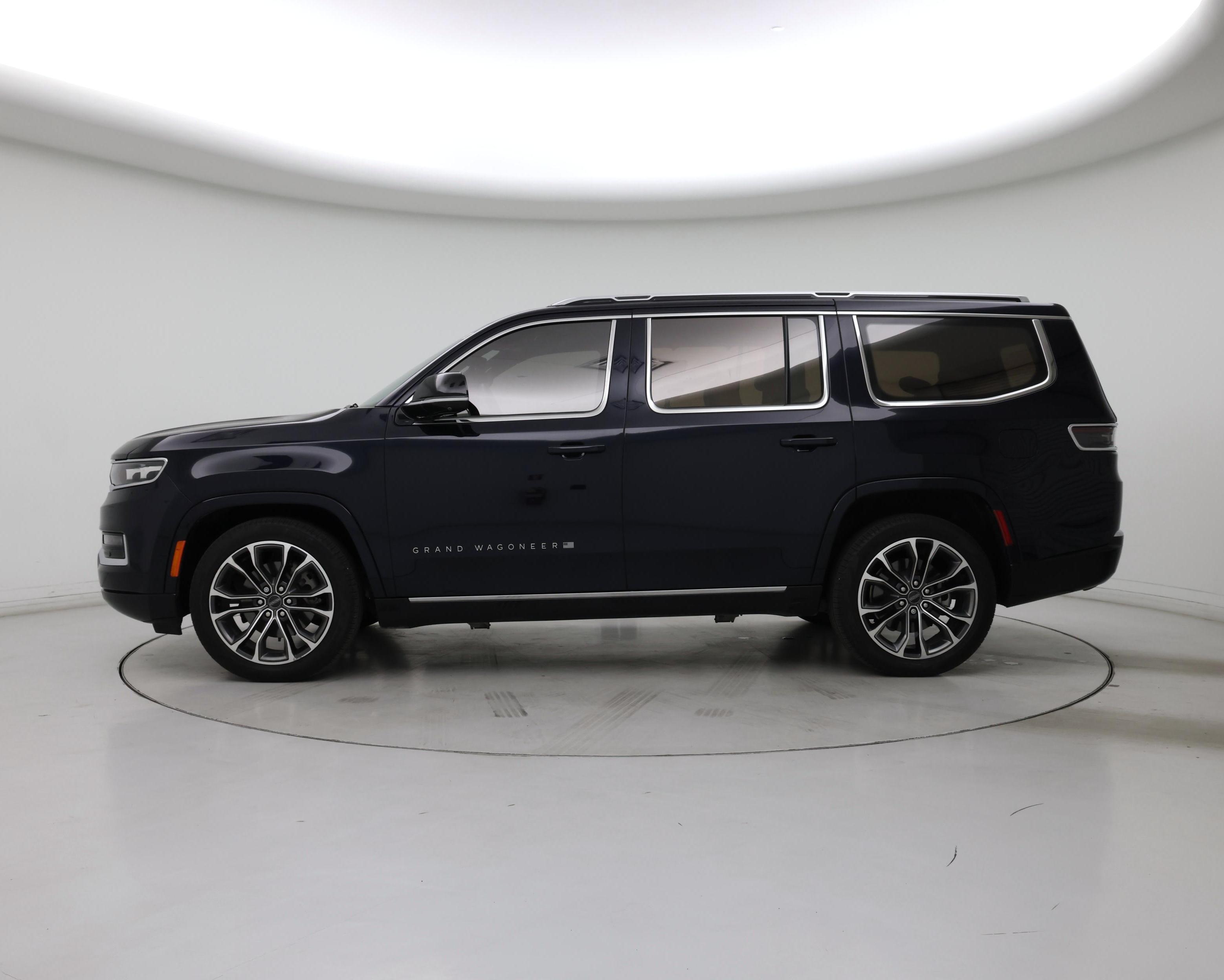 Thumbnail: 2023 Jeep Grand Wagoneer - 3