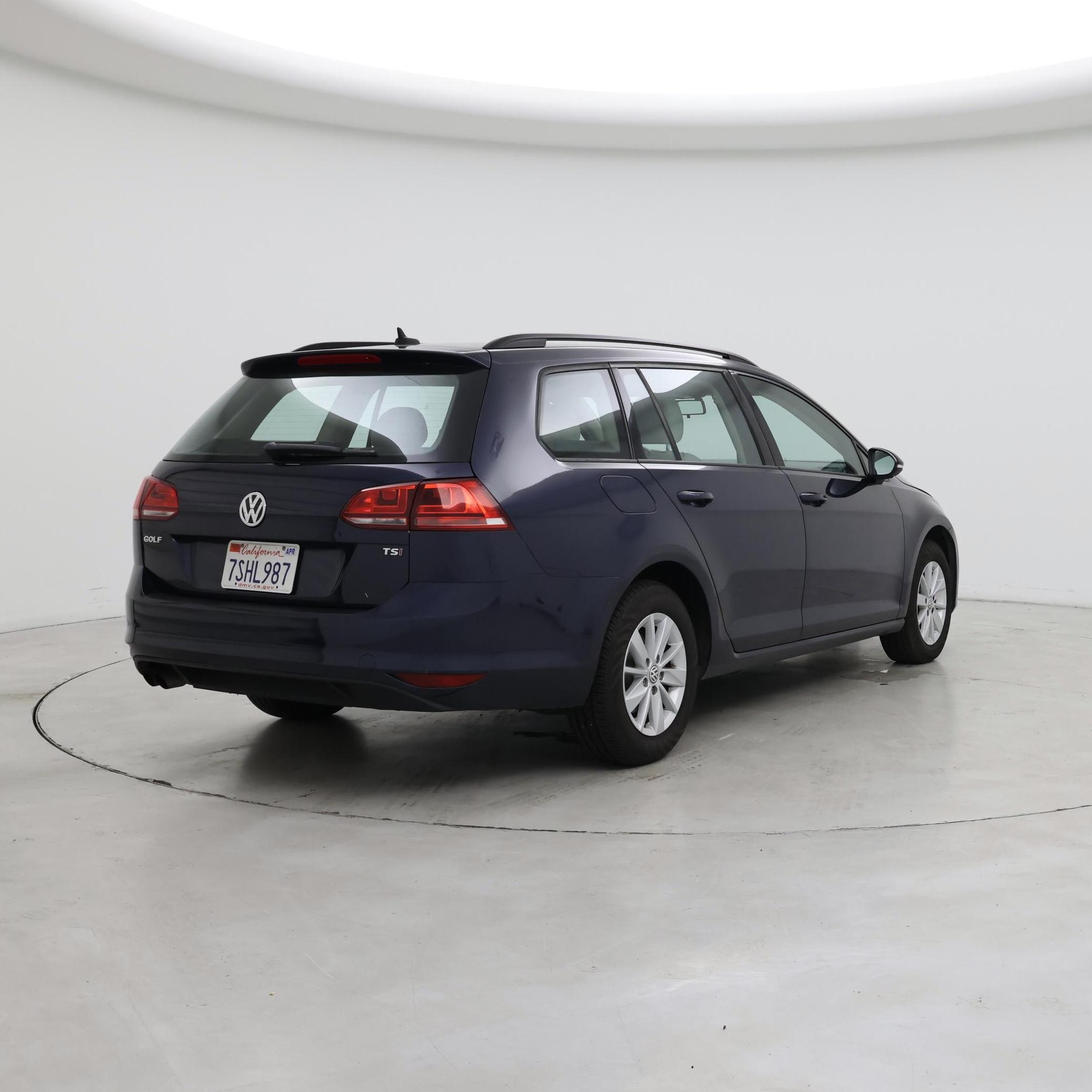 Thumbnail: 2016 Volkswagen Golf - 8