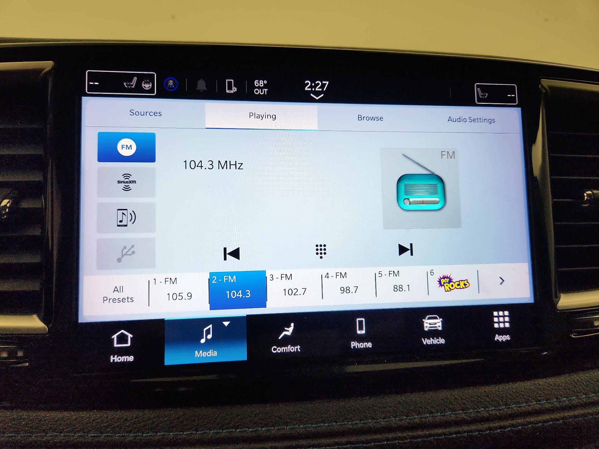 Thumbnail: 2021 Chrysler Pacifica - 15