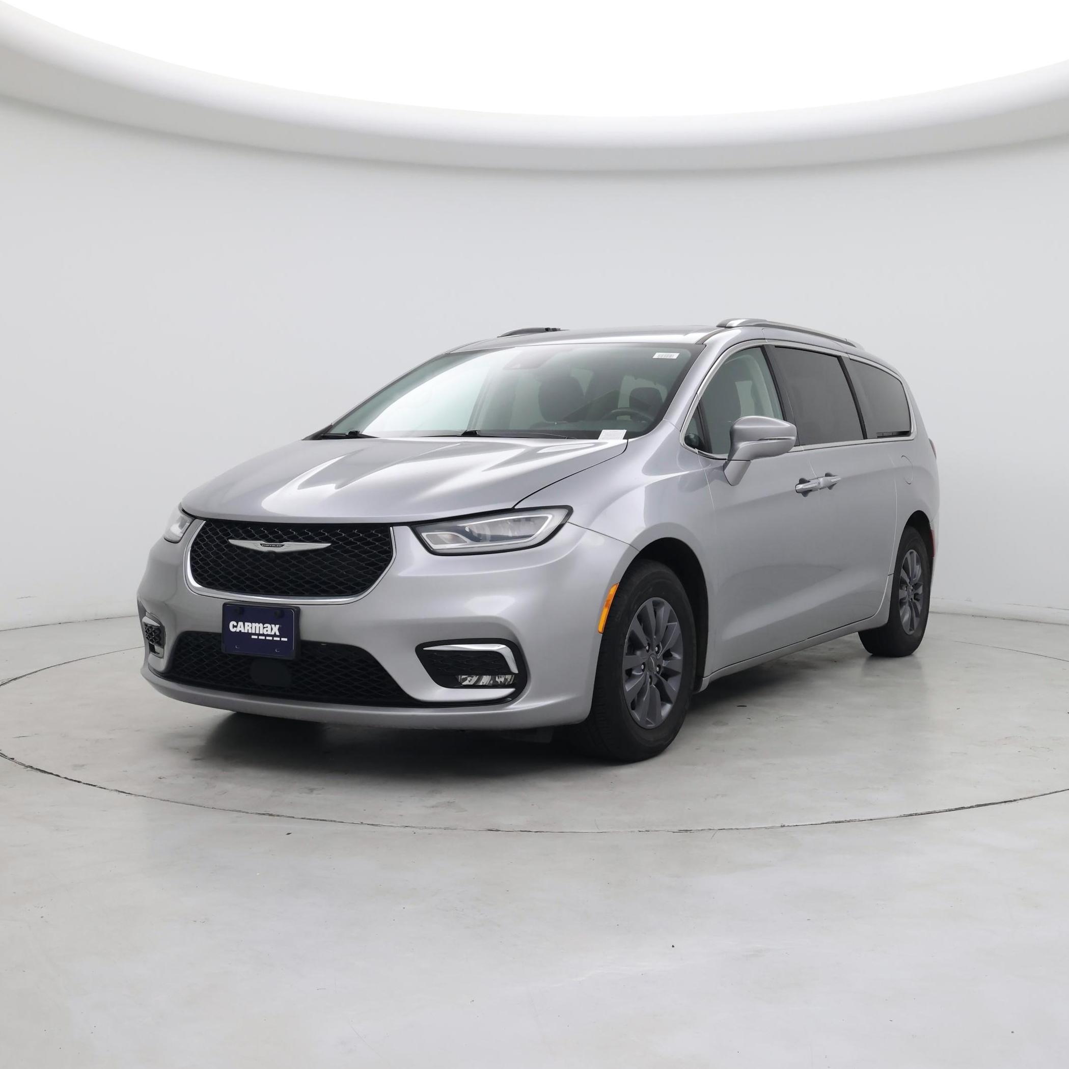 Thumbnail: 2021 Chrysler Pacifica - 4