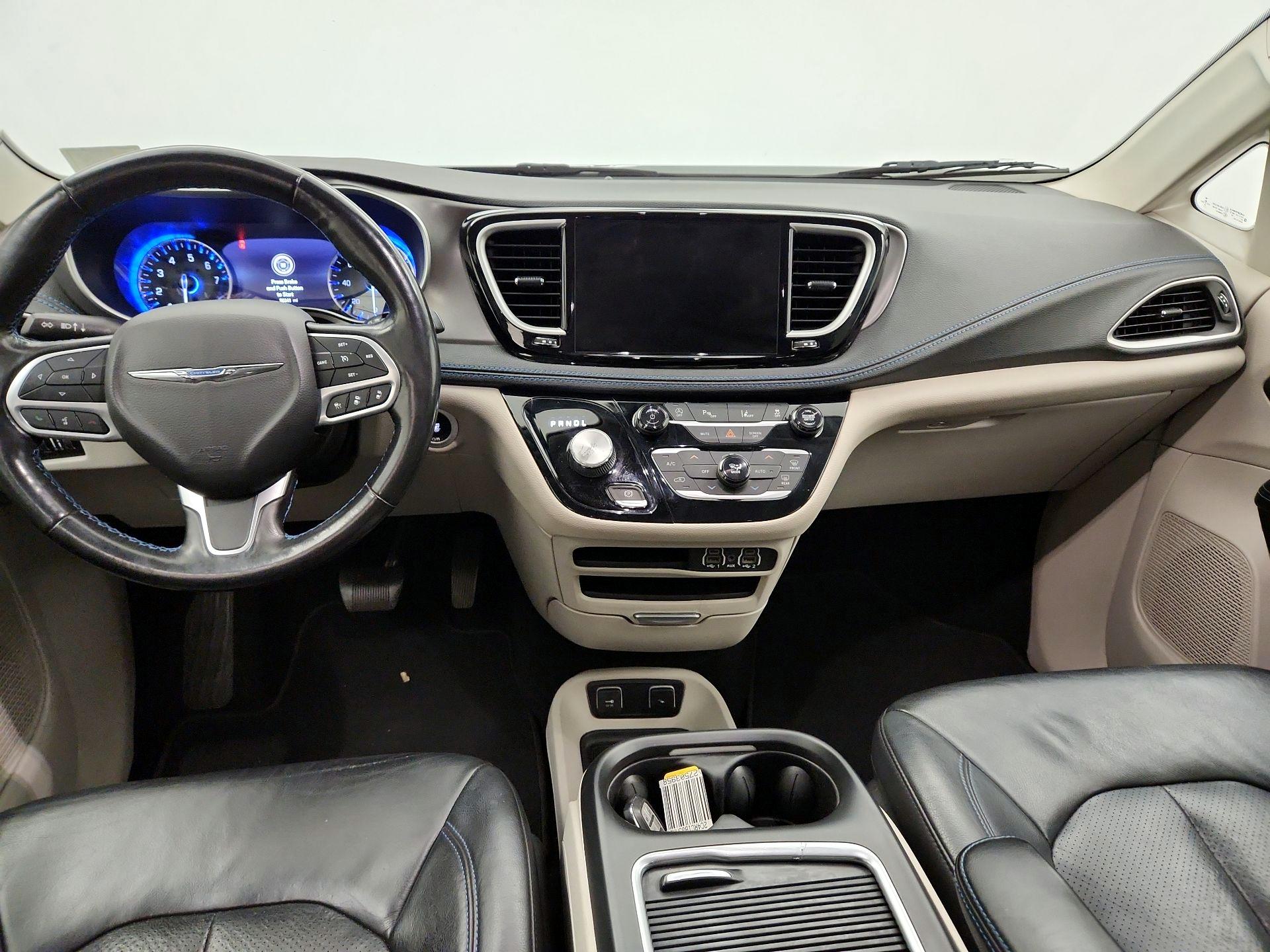 Thumbnail: 2021 Chrysler Pacifica - 9