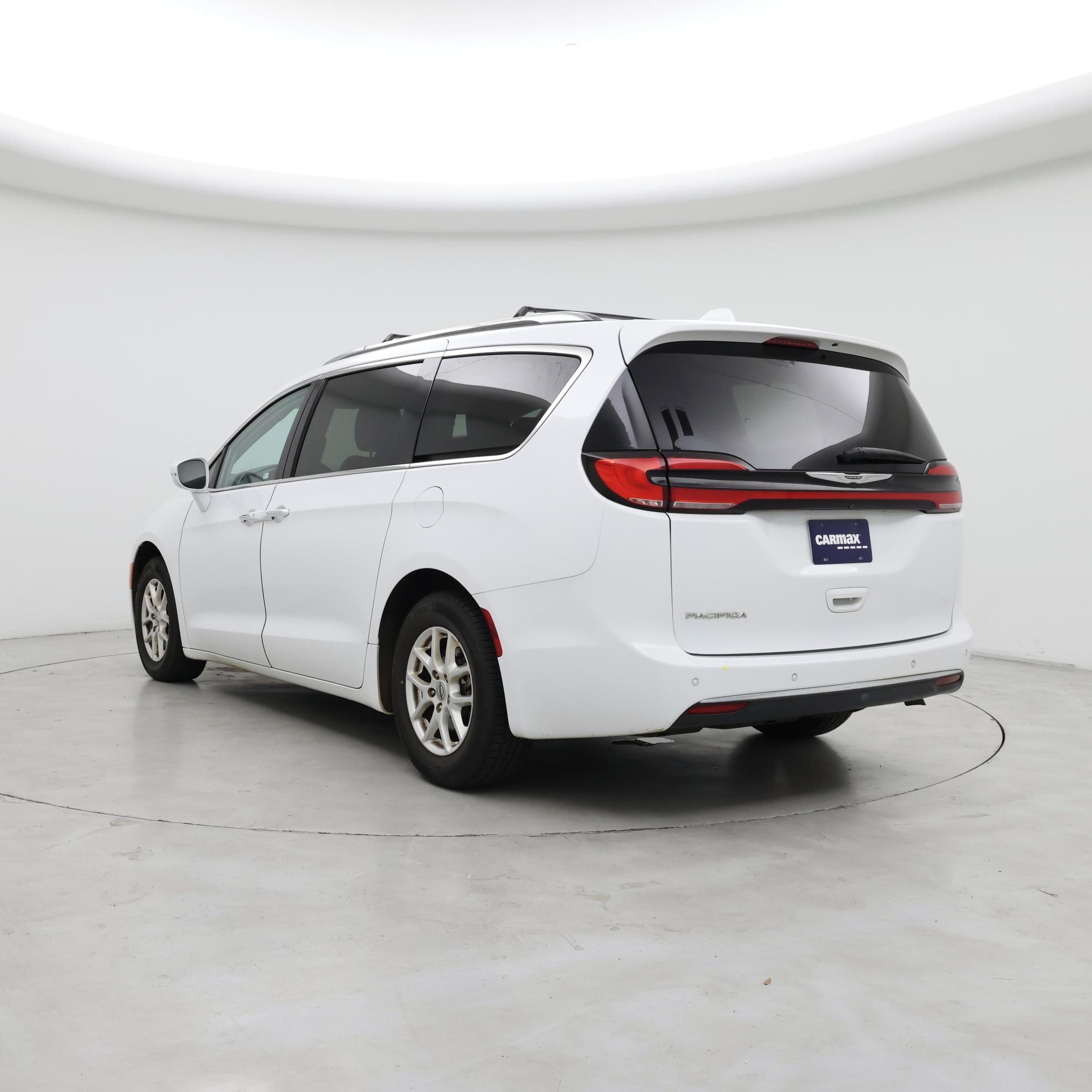 Thumbnail: 2021 Chrysler Pacifica - 2