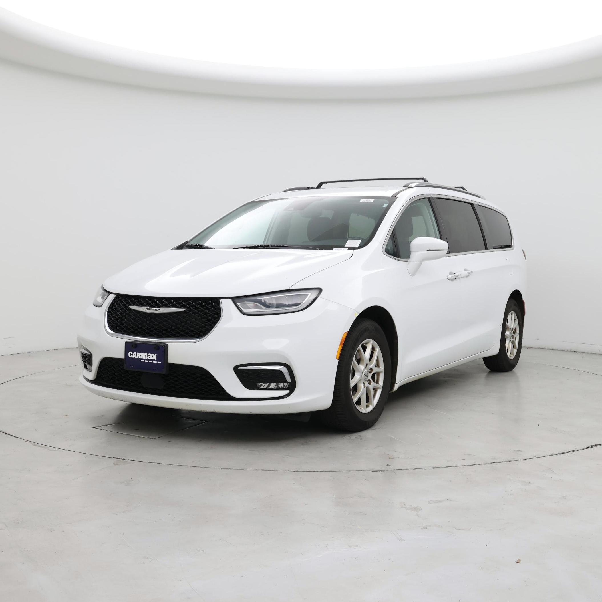 Thumbnail: 2021 Chrysler Pacifica - 4