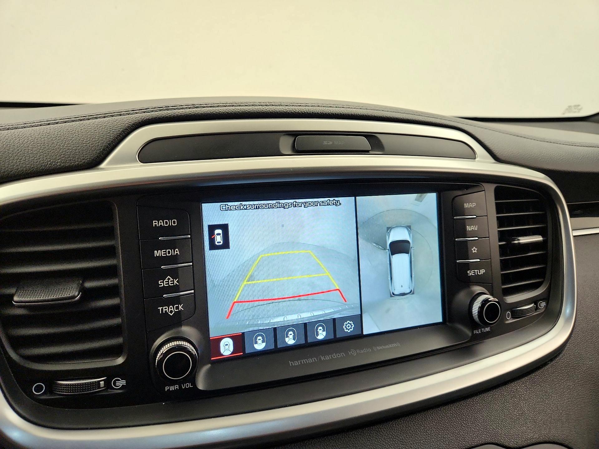 Thumbnail: 2019 Kia Sorento - 15