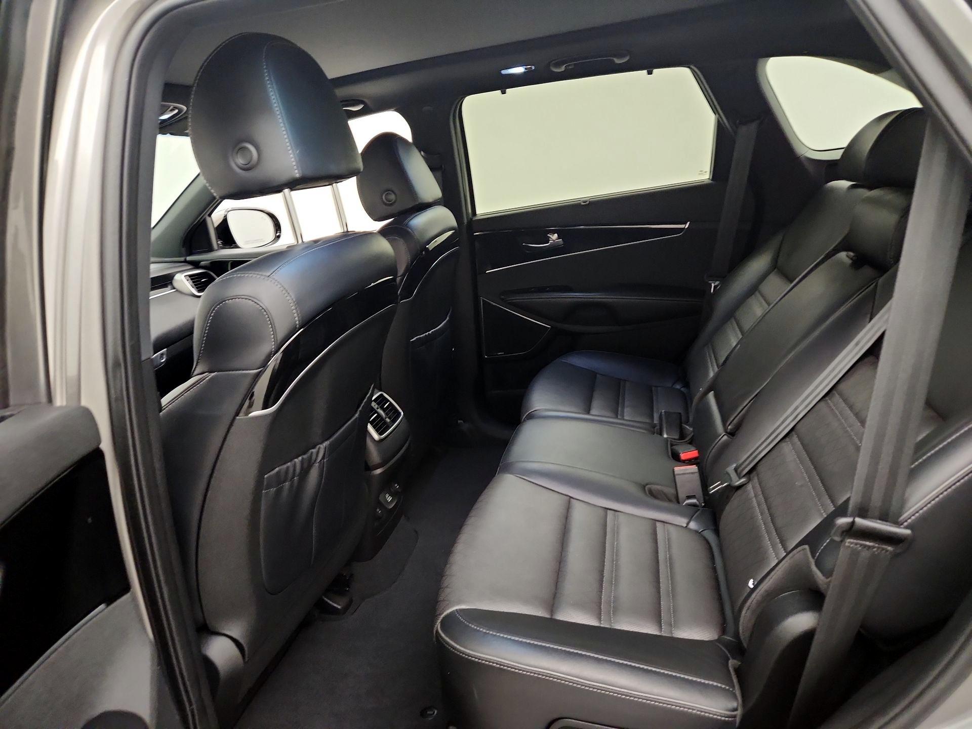 Thumbnail: 2019 Kia Sorento - 20