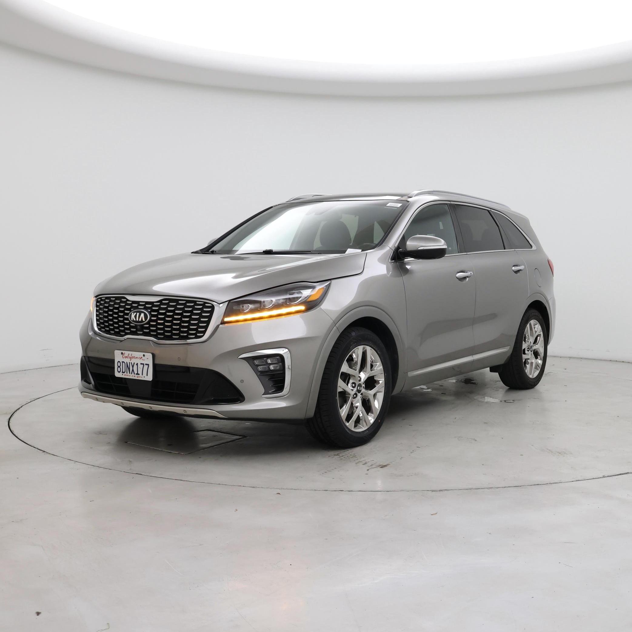 Thumbnail: 2019 Kia Sorento - 4