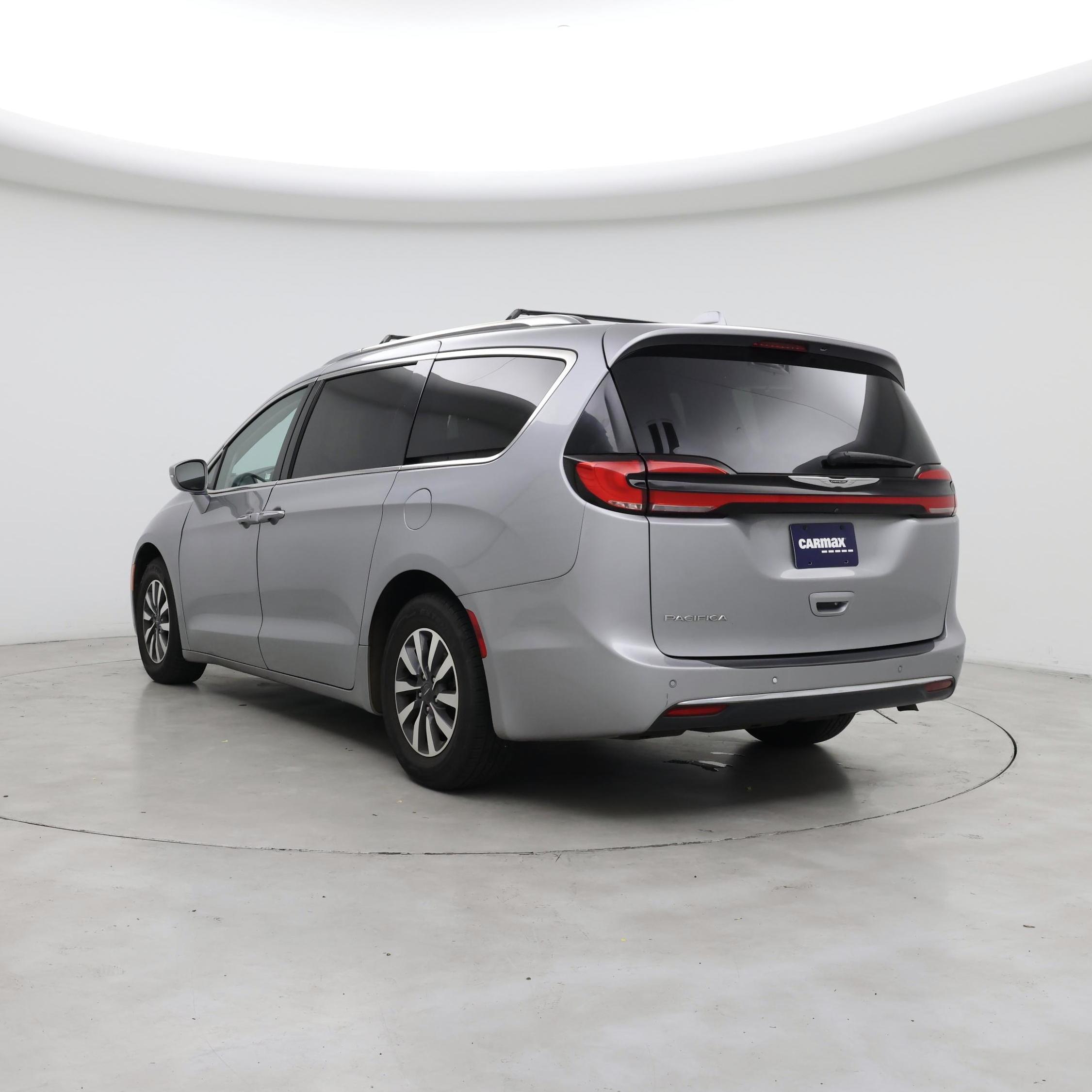 Thumbnail: 2021 Chrysler Pacifica - 2