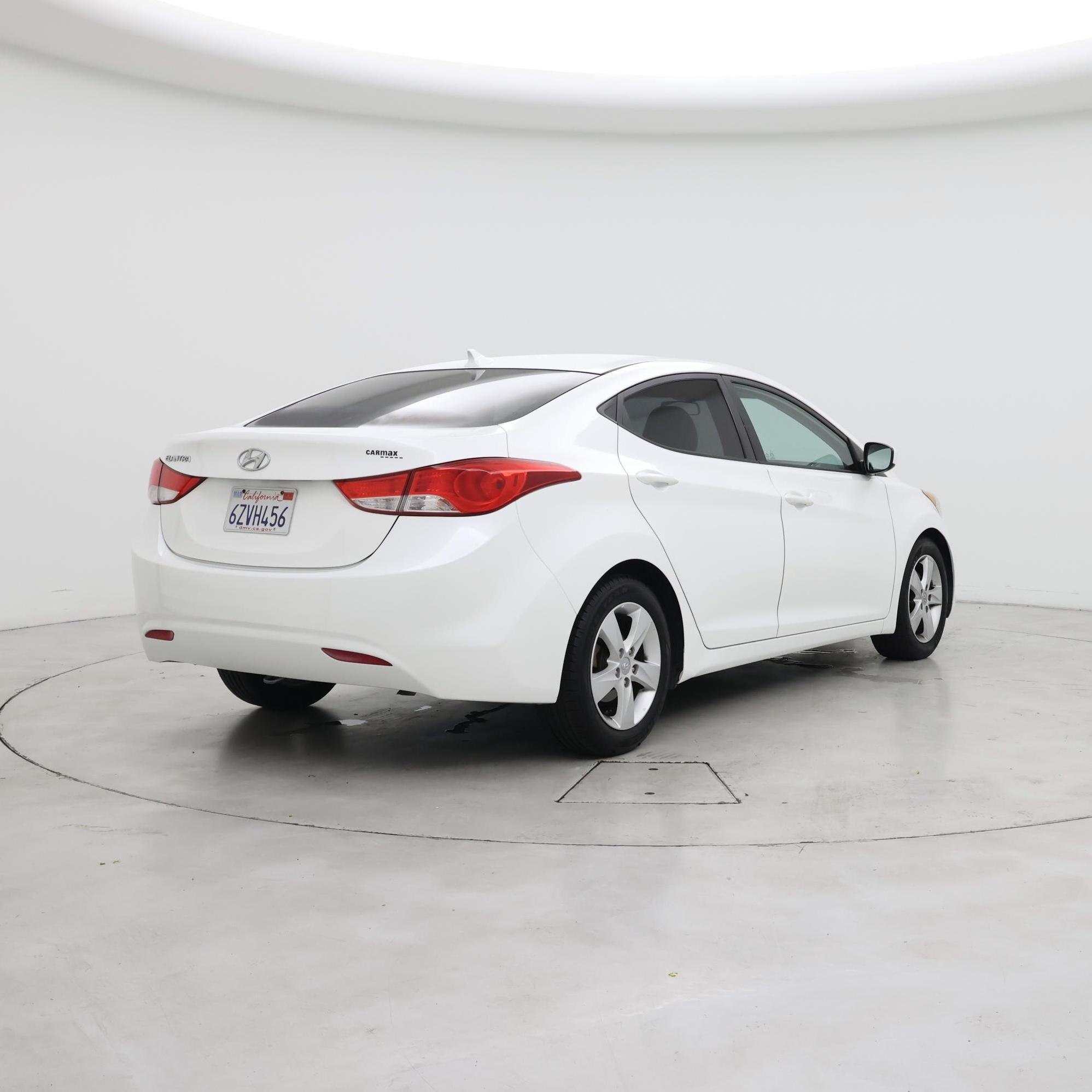 Thumbnail: 2013 Hyundai Elantra - 8