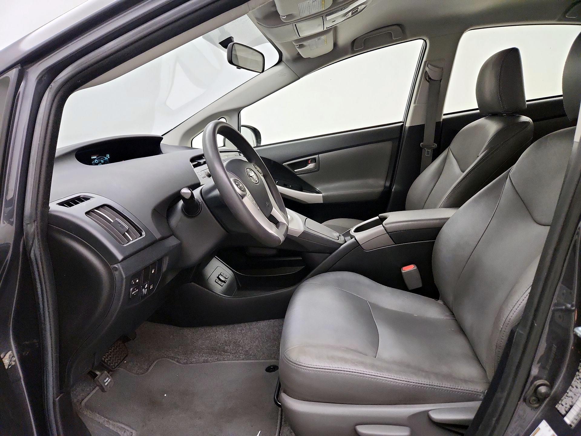 Thumbnail: 2014 Toyota Prius - 11