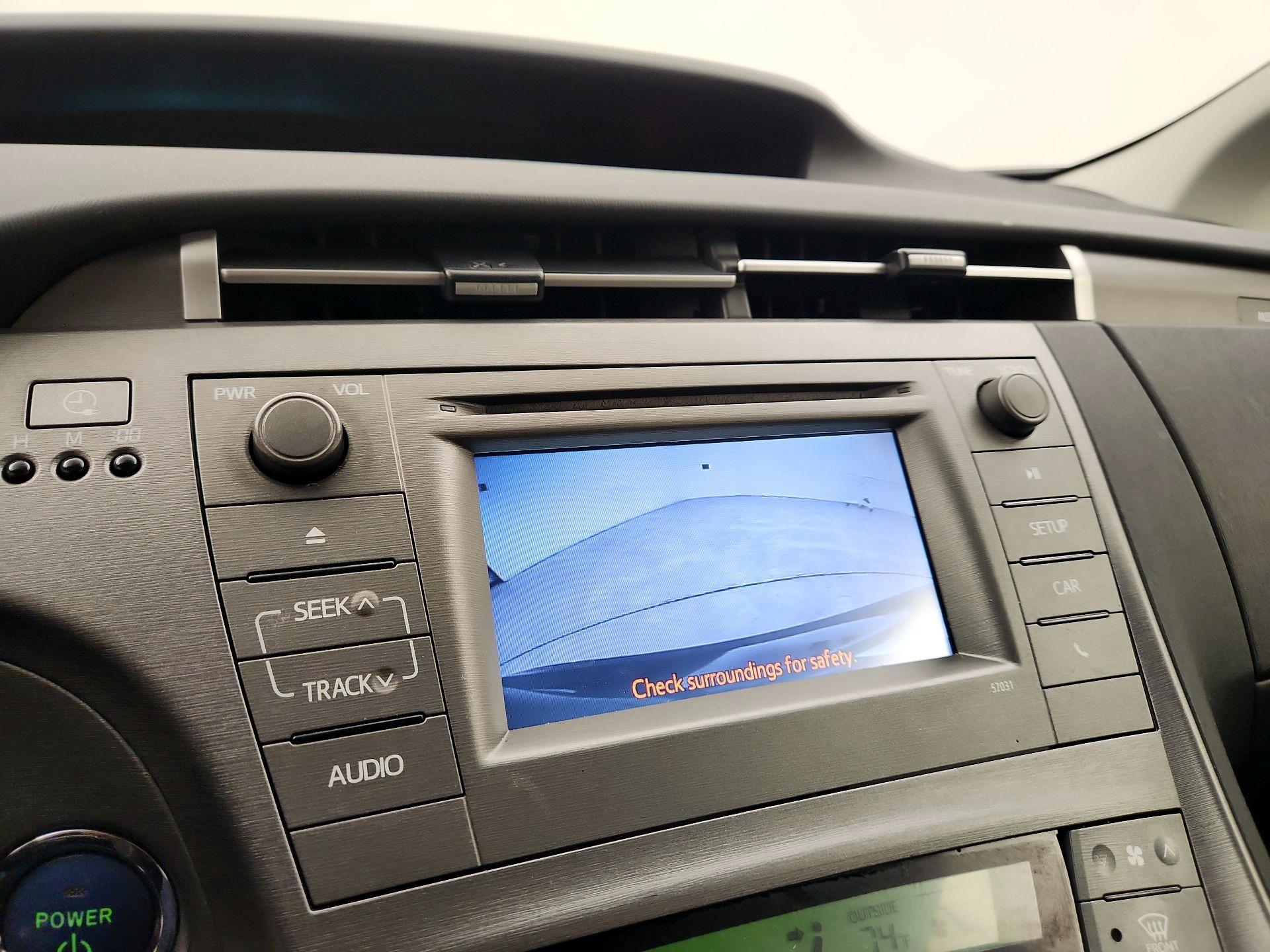 Thumbnail: 2014 Toyota Prius - 14