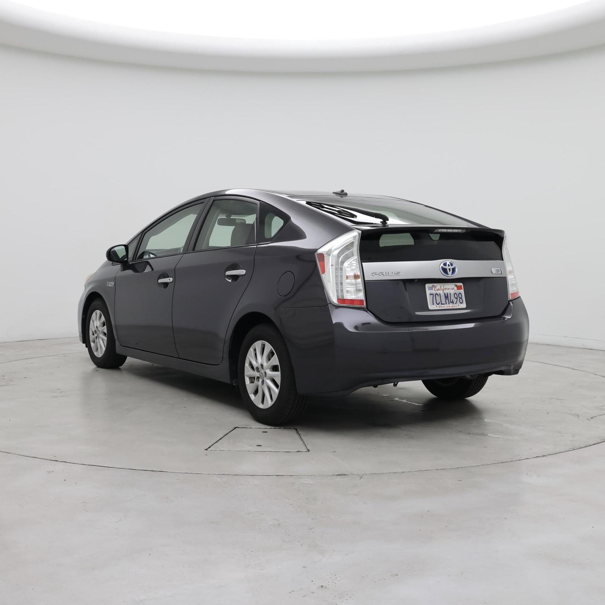 Thumbnail: 2014 Toyota Prius - 2