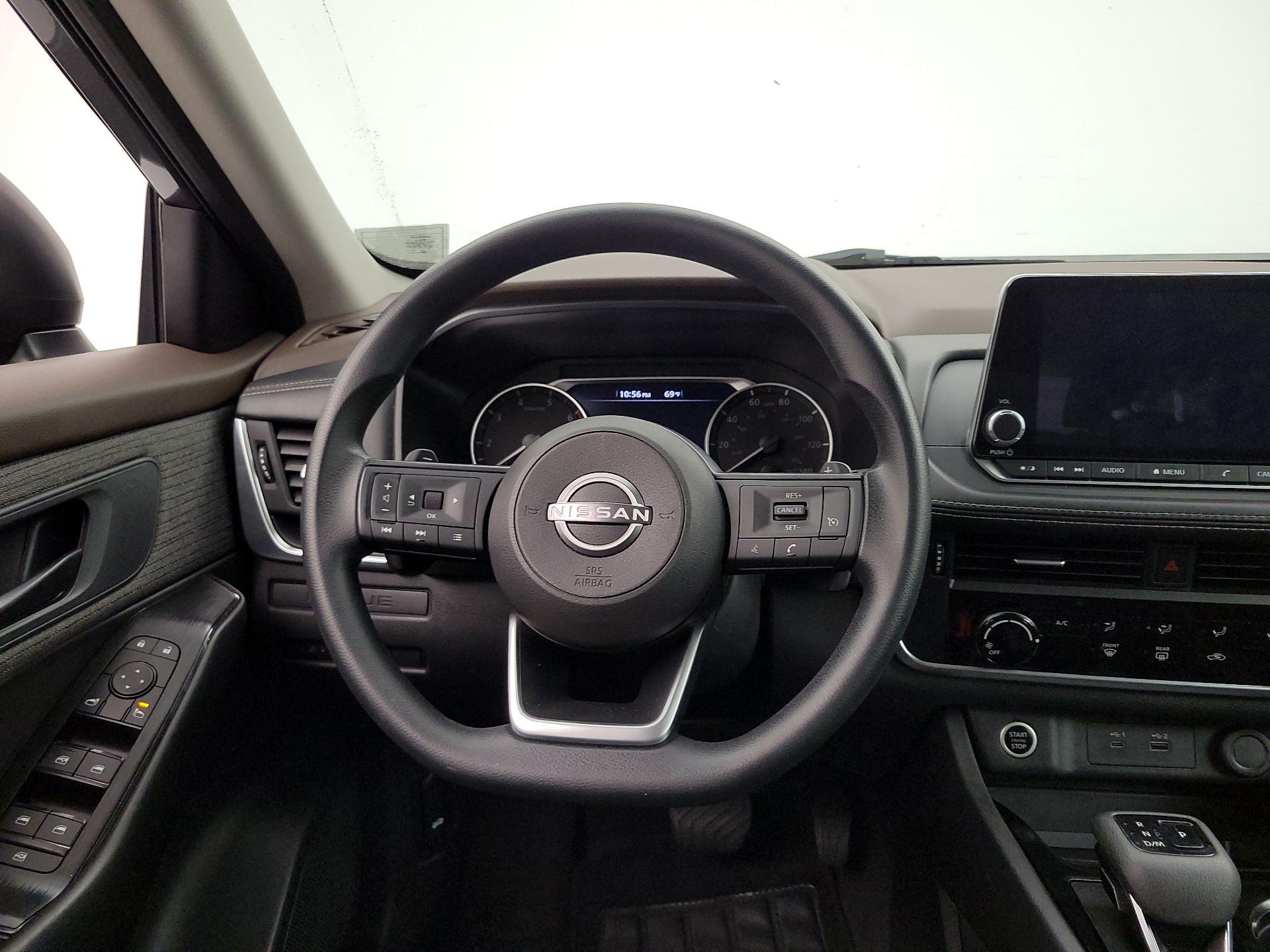 Thumbnail: 2023 Nissan Rogue - 10