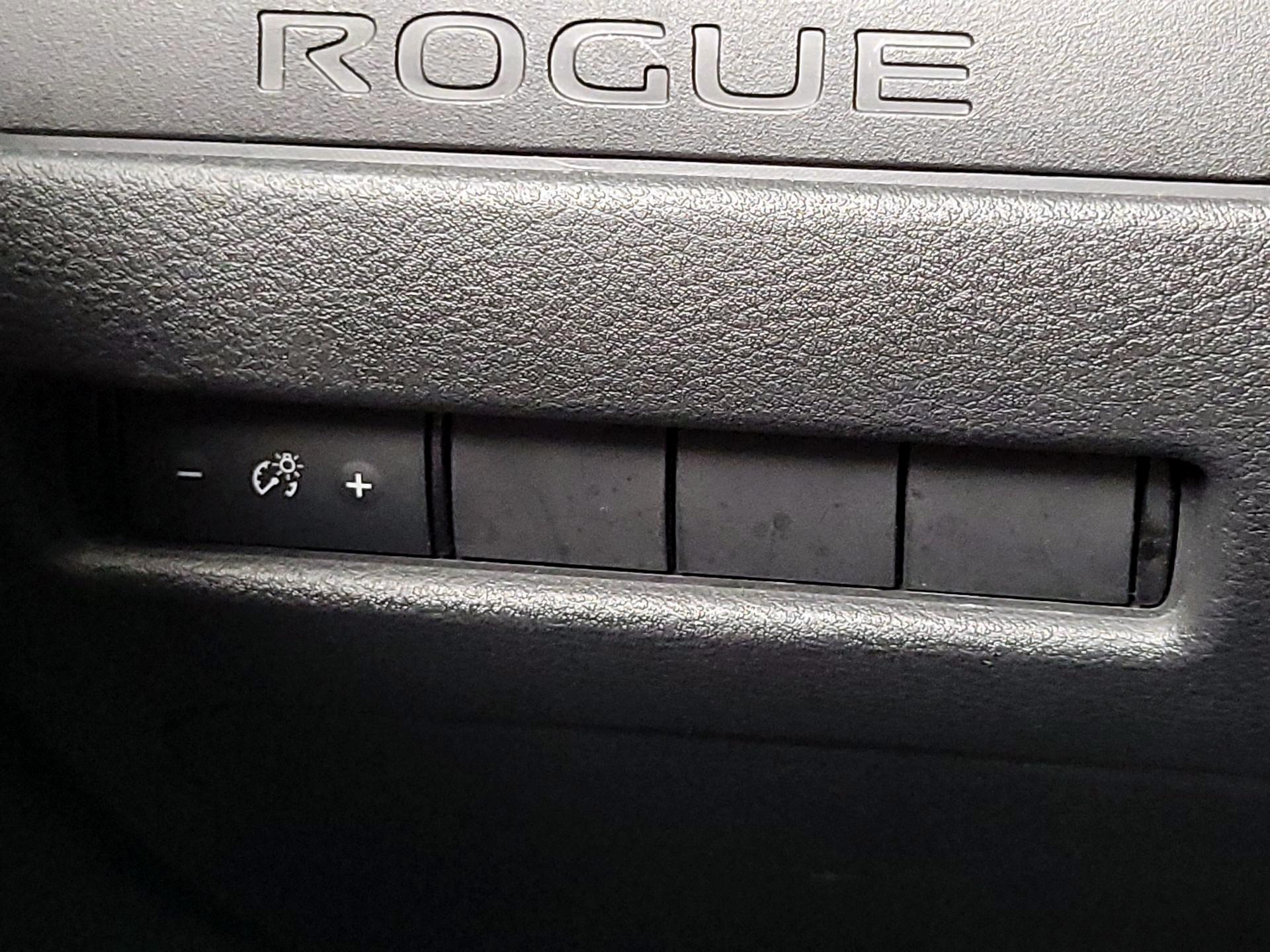 Thumbnail: 2023 Nissan Rogue - 13