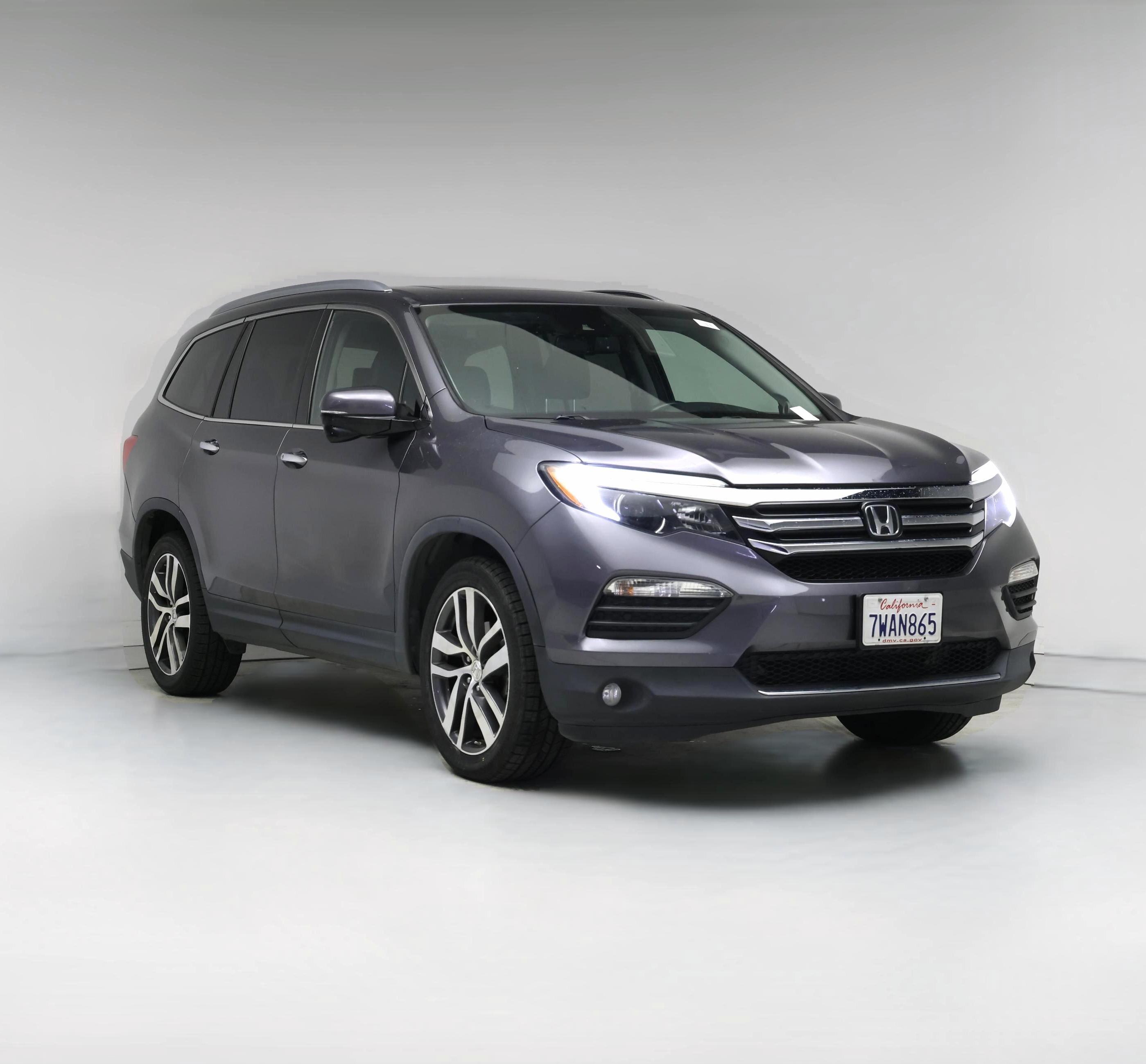 Thumbnail: 2017 Honda Pilot - 1