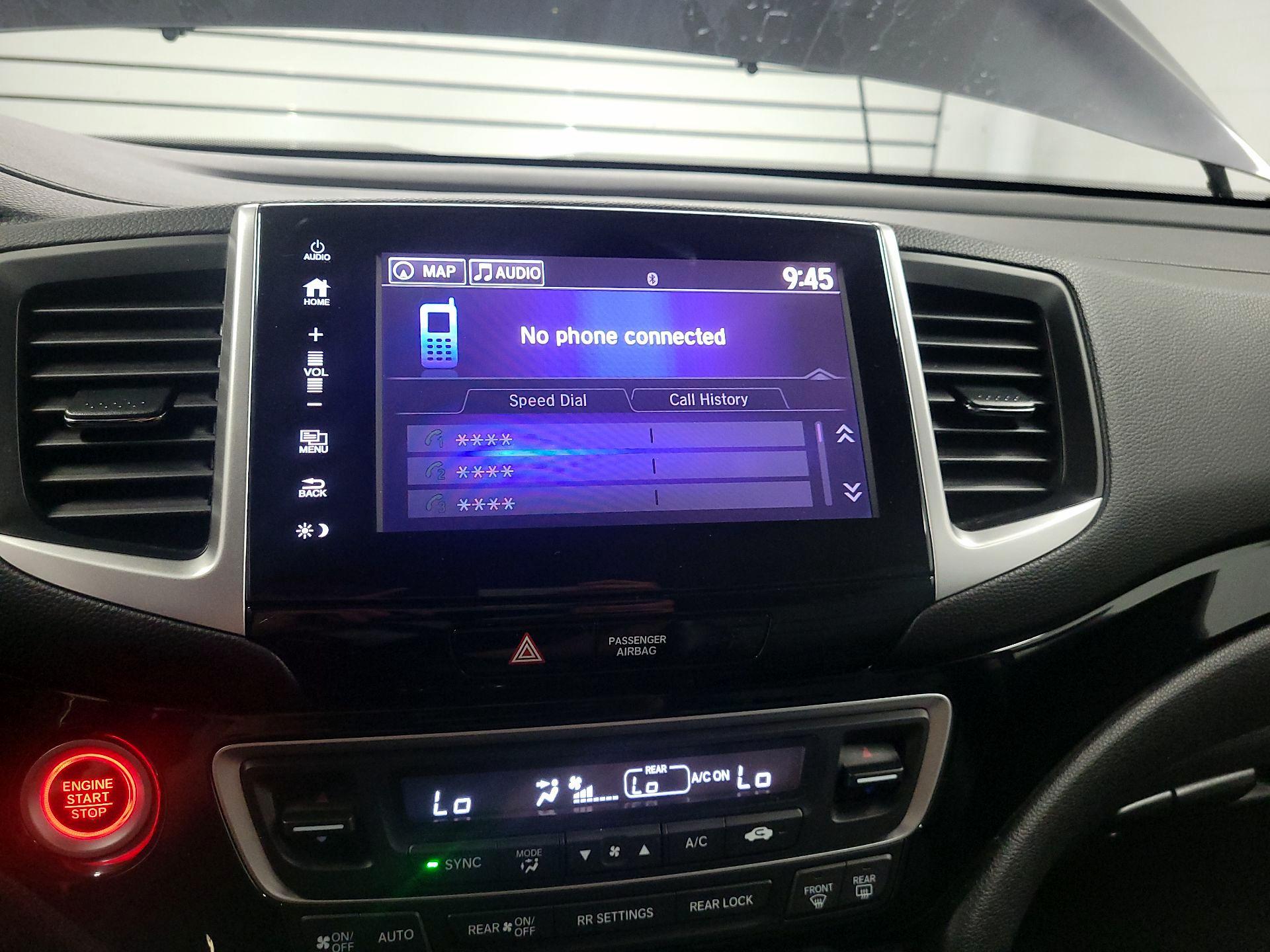 Thumbnail: 2017 Honda Pilot - 14