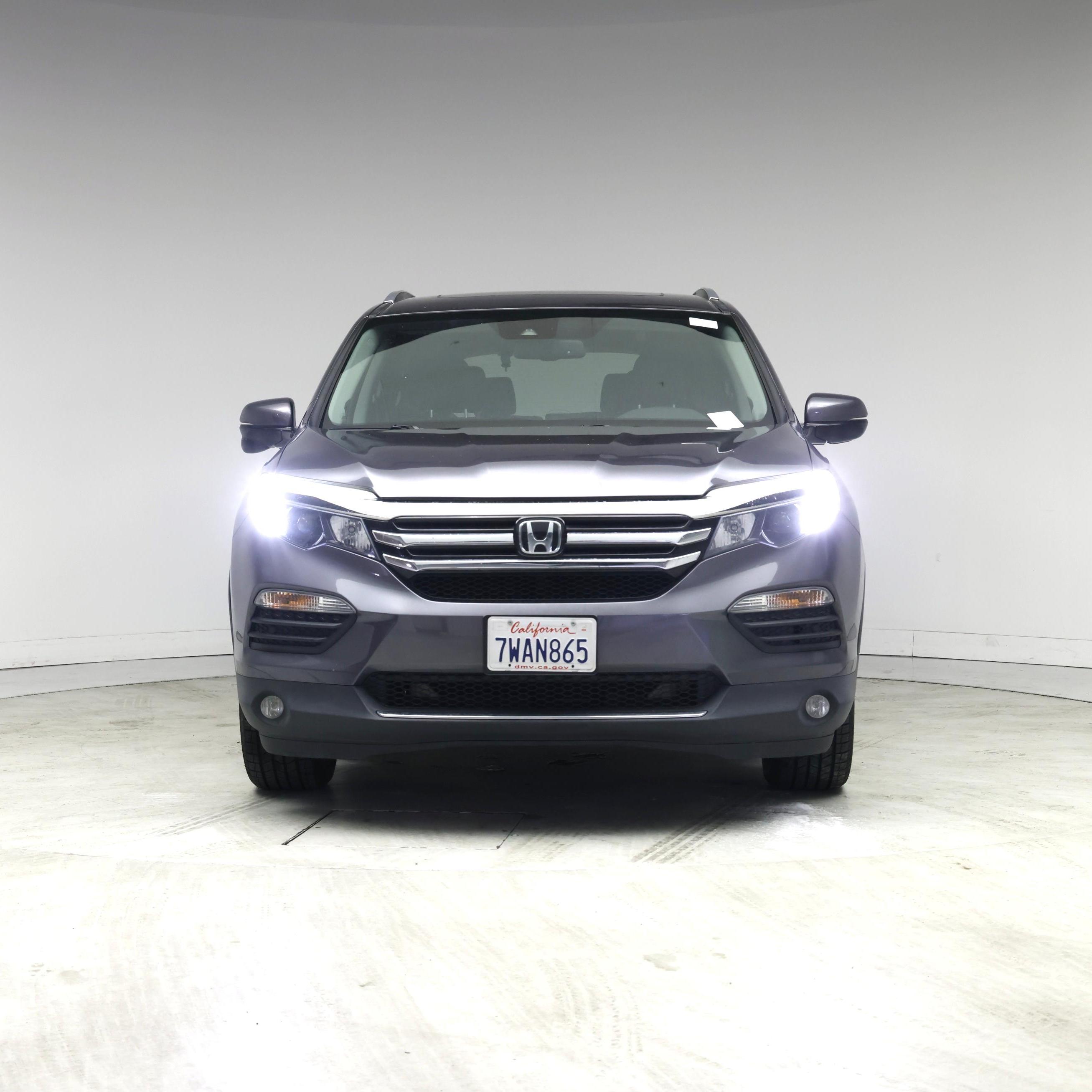 Thumbnail: 2017 Honda Pilot - 5