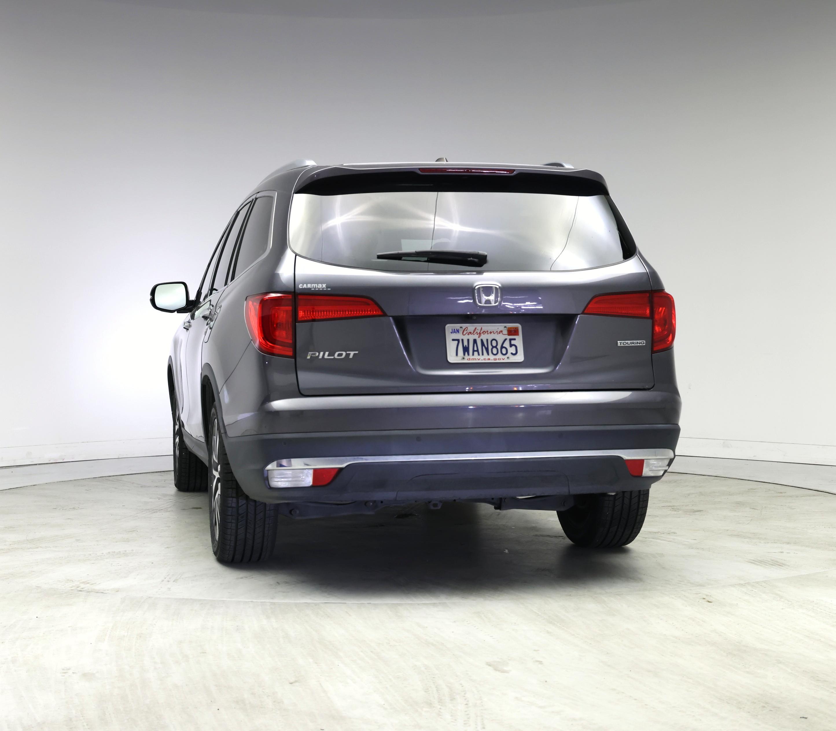 Thumbnail: 2017 Honda Pilot - 6