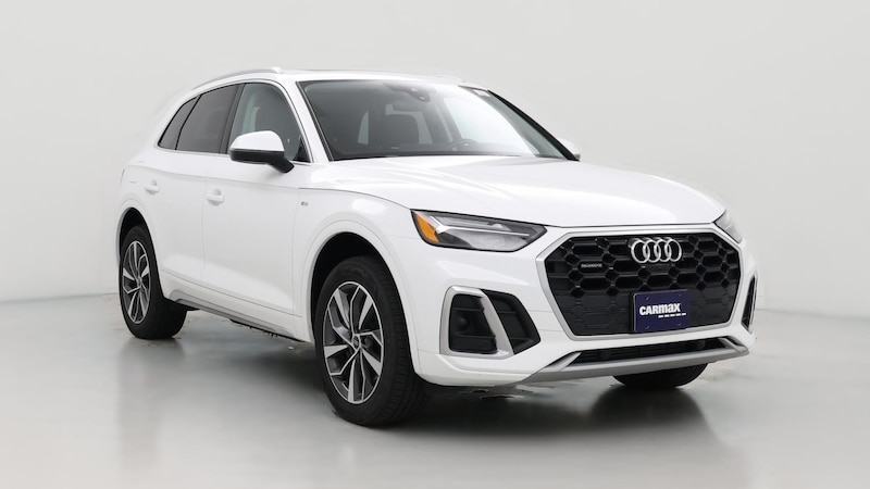 2023 Audi Q5 e Premium Plus Hero Image