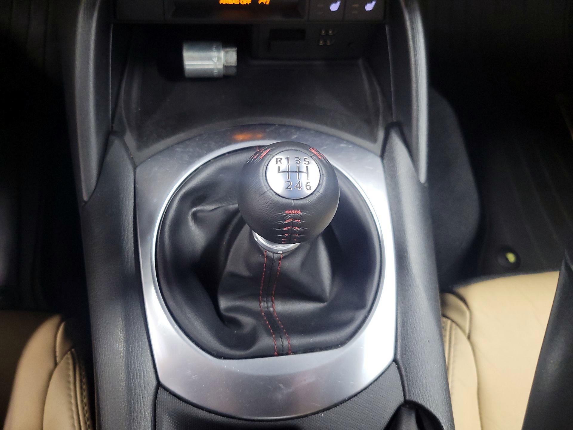 Thumbnail: 2016 Mazda MX-5 Miata - 15