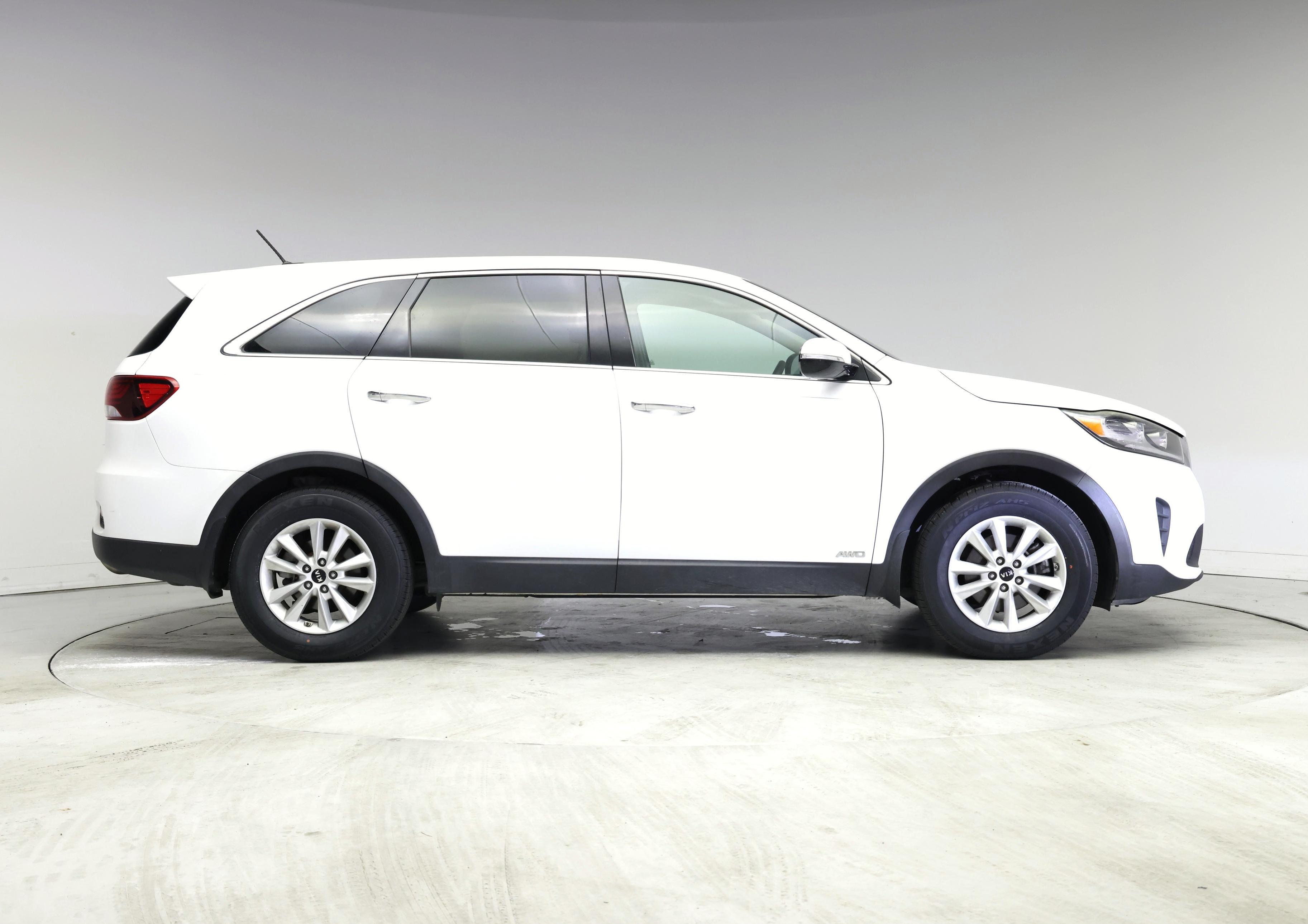 Thumbnail: 2019 Kia Sorento - 7
