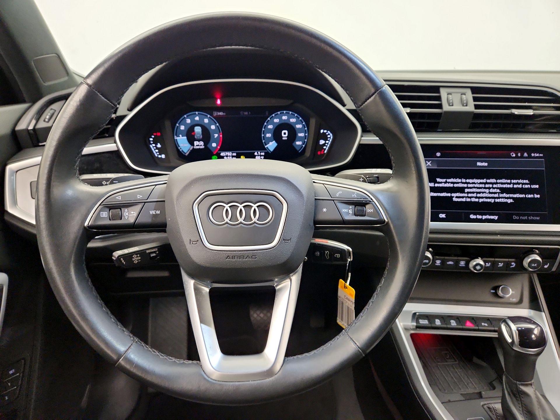 Thumbnail: 2022 Audi Q3 - 10