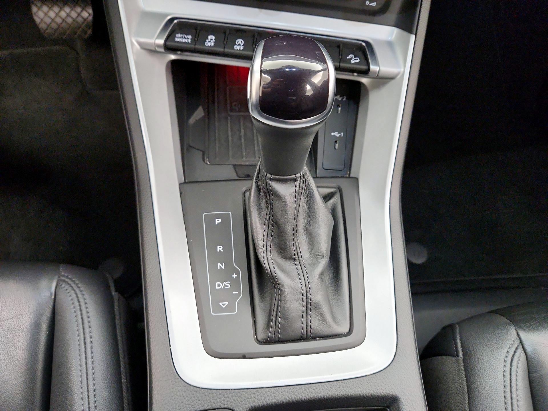 Thumbnail: 2022 Audi Q3 - 17