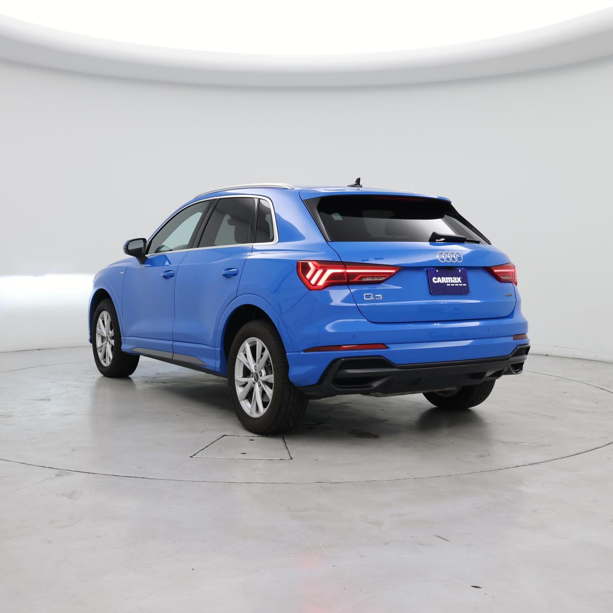 Thumbnail: 2022 Audi Q3 - 2