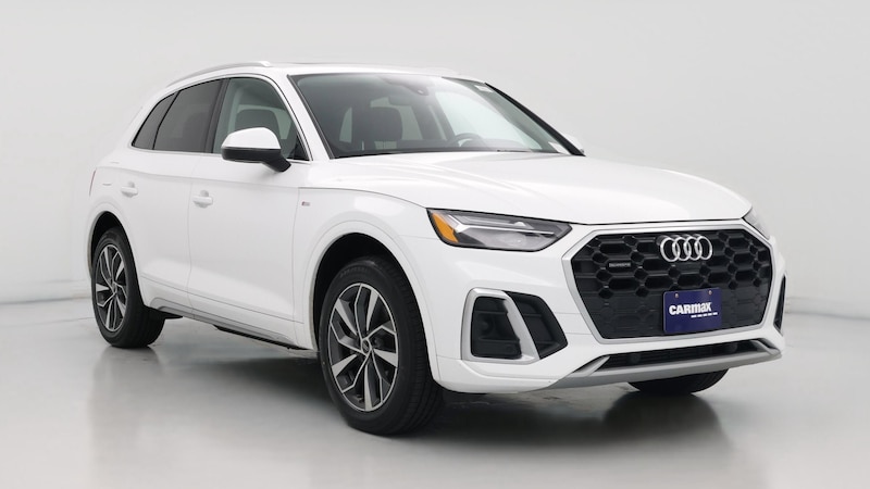 2023 Audi Q5 e Premium Plus Hero Image