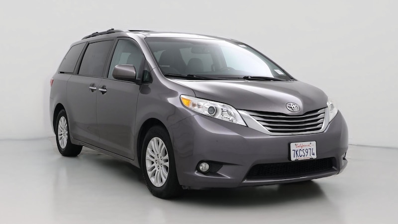 2015 Toyota Sienna XLE Hero Image