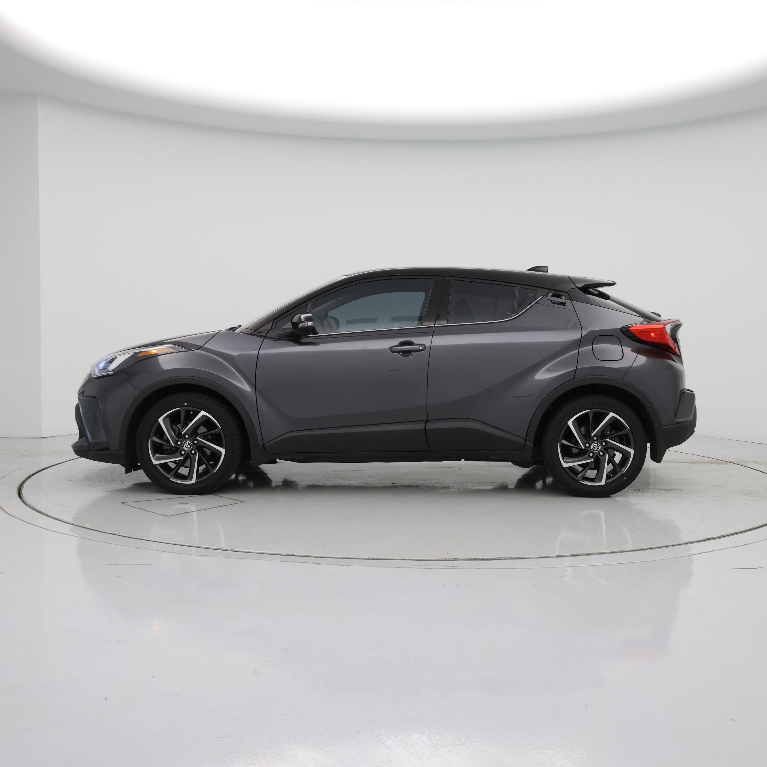 Thumbnail: 2022 Toyota C-HR - 3