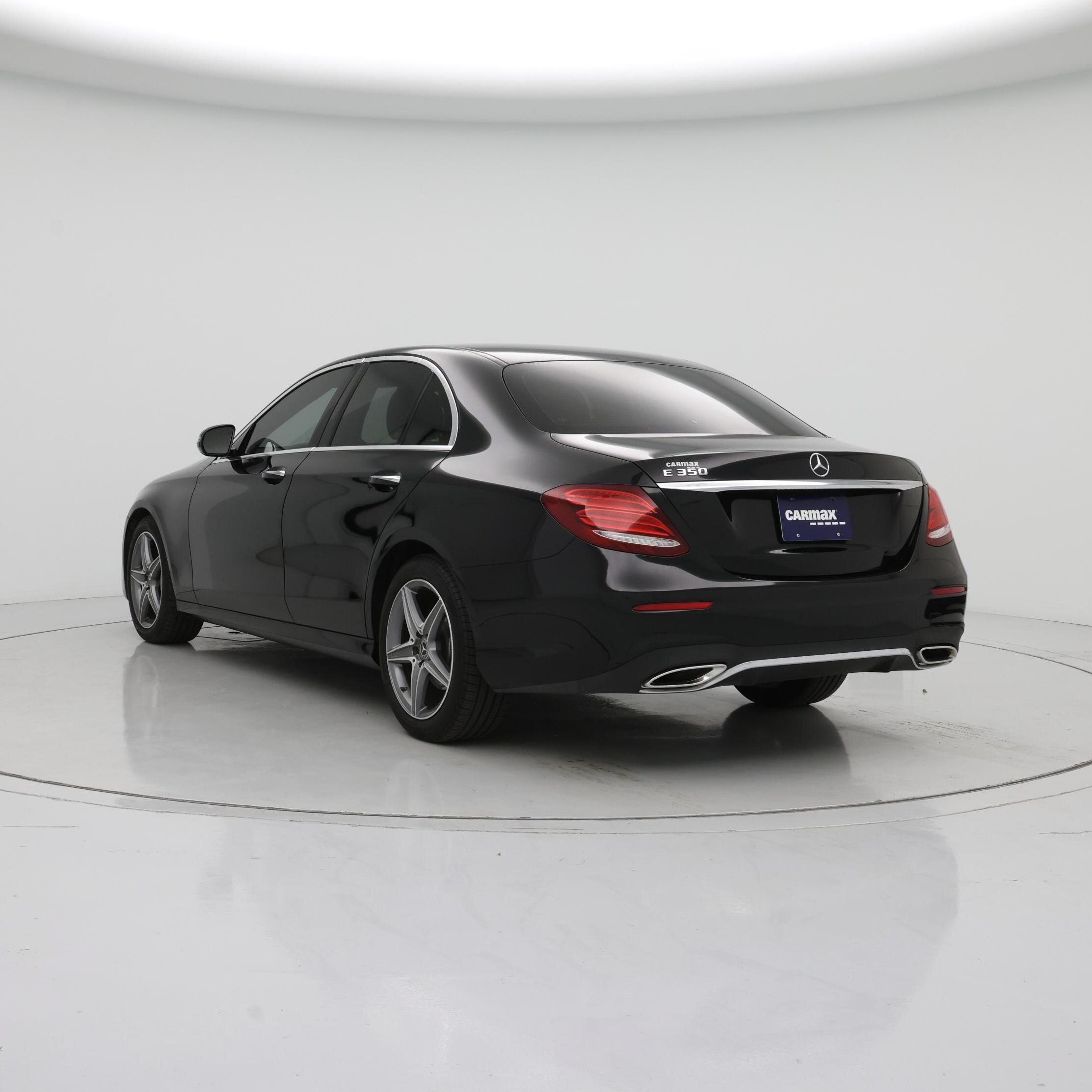 Thumbnail: 2020 Mercedes-Benz E-Class - 2