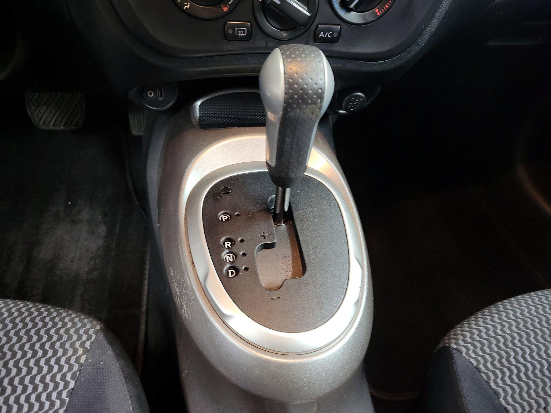 Thumbnail: 2015 Nissan Juke - 17