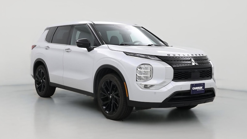 2023 Mitsubishi Outlander Black Edition Hero Image