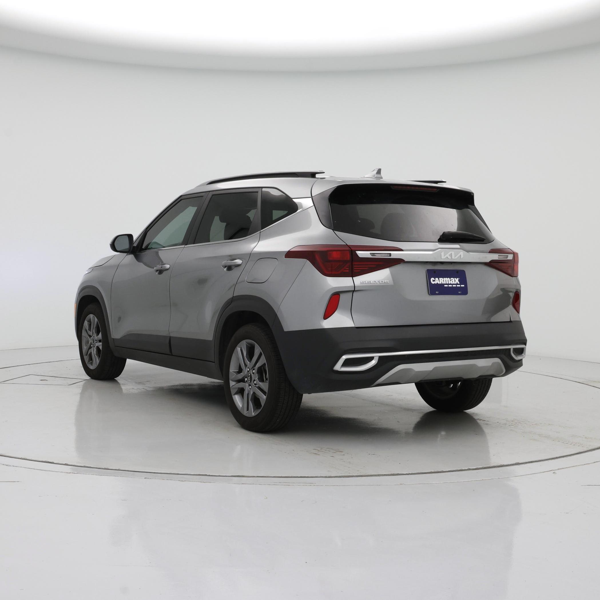Thumbnail: 2023 Kia Seltos - 2