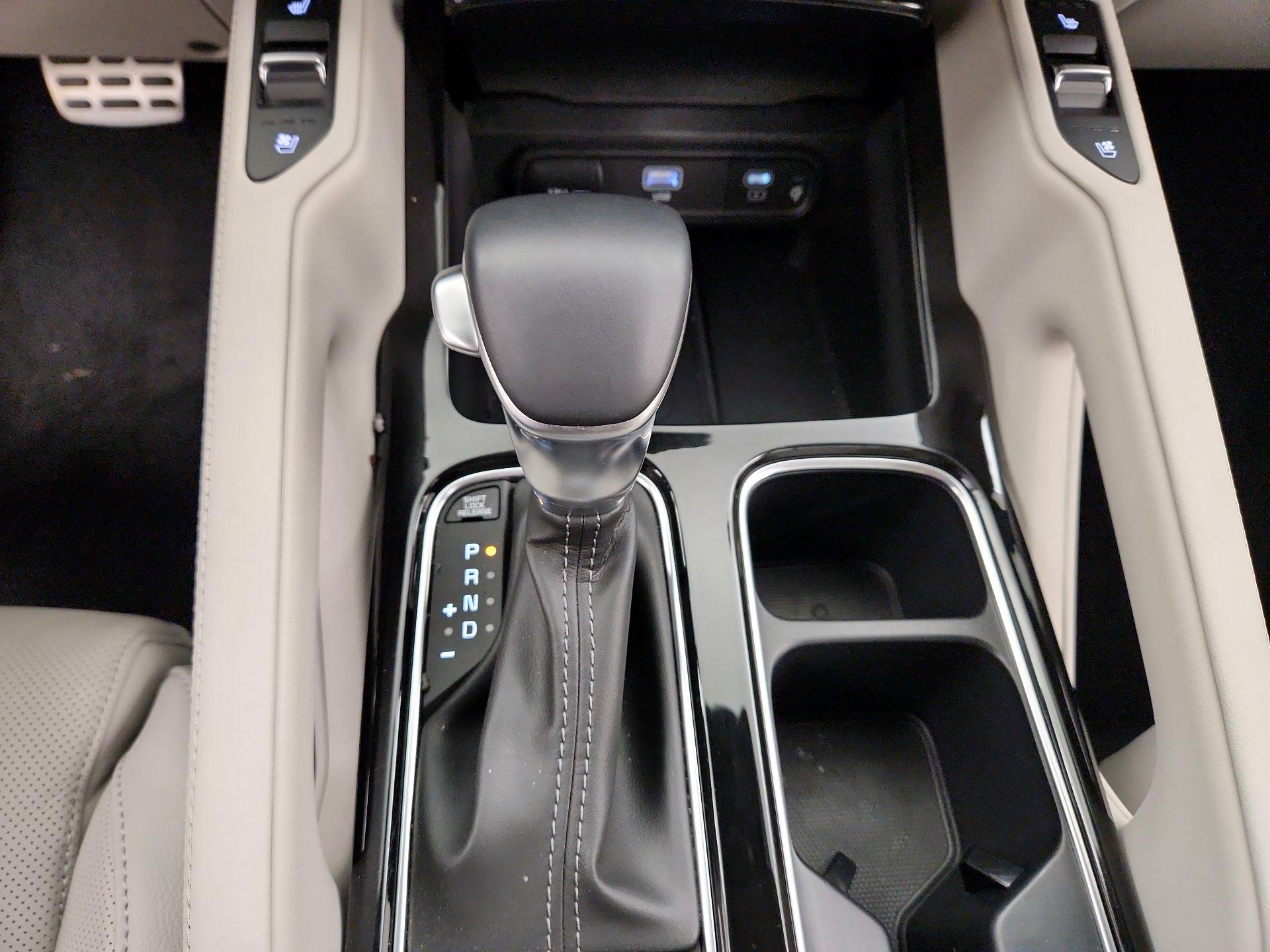 Thumbnail: 2024 Kia Telluride - 18