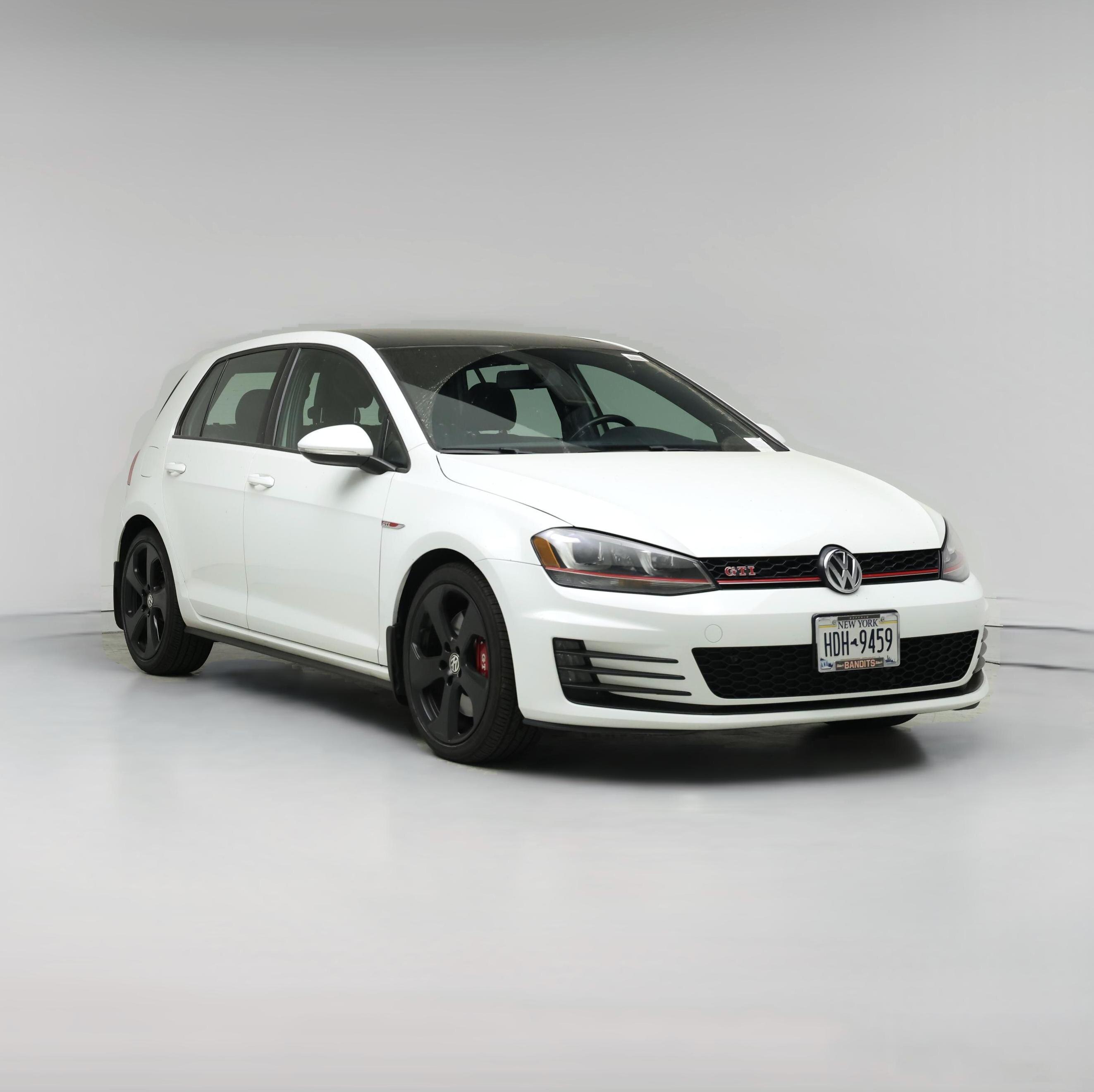 Thumbnail: 2017 Volkswagen Golf - 1