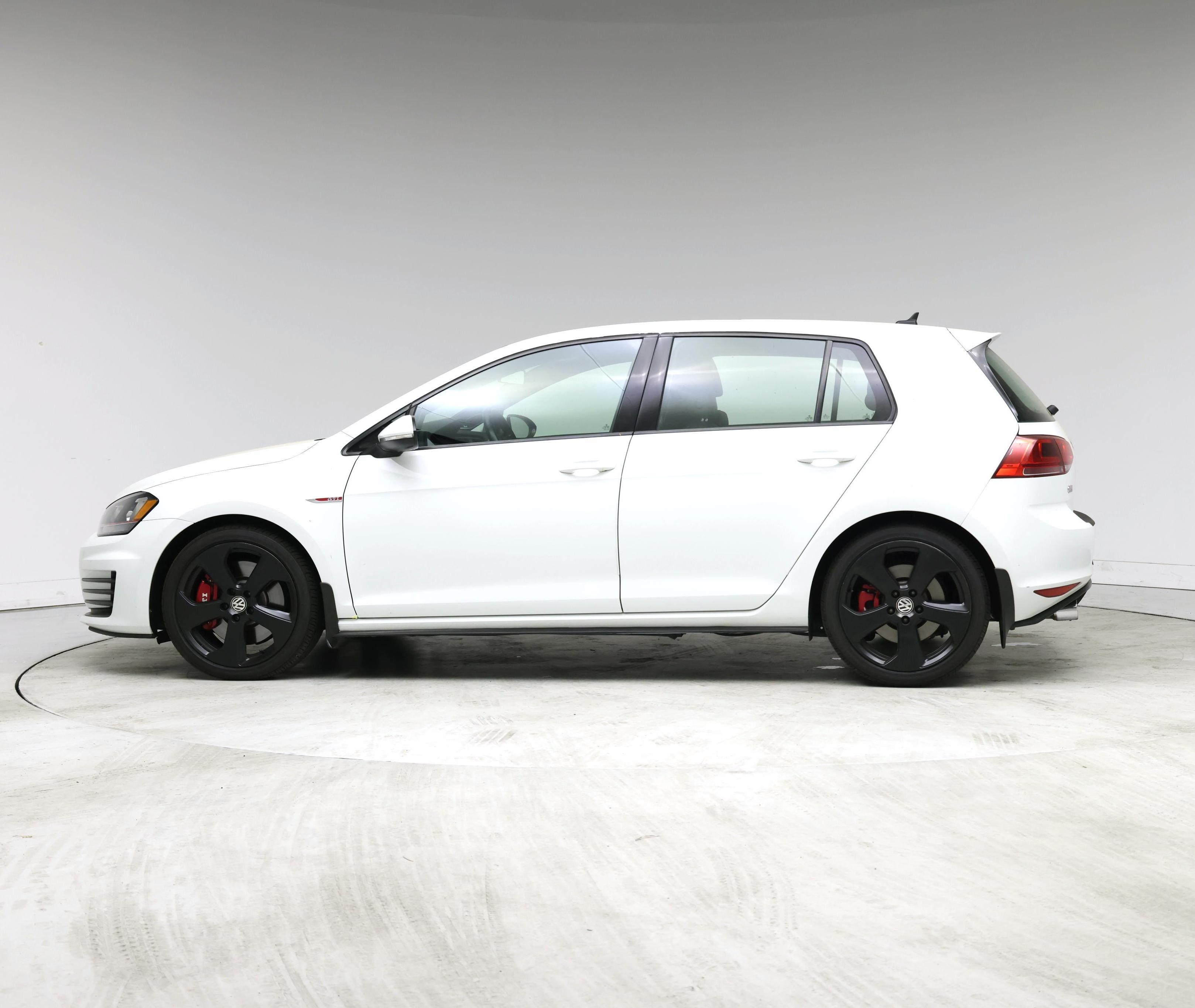 Thumbnail: 2017 Volkswagen Golf - 3