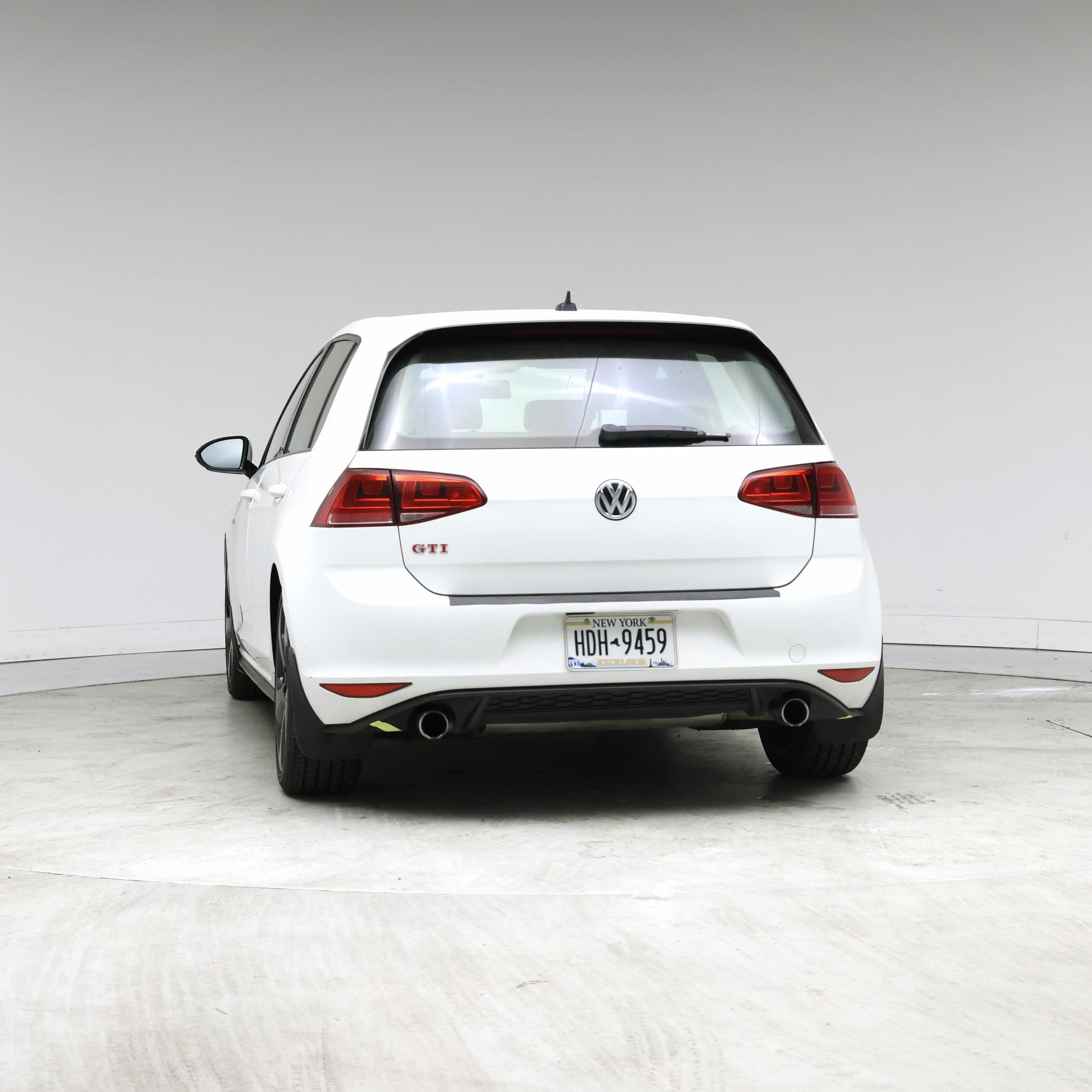 Thumbnail: 2017 Volkswagen Golf - 6