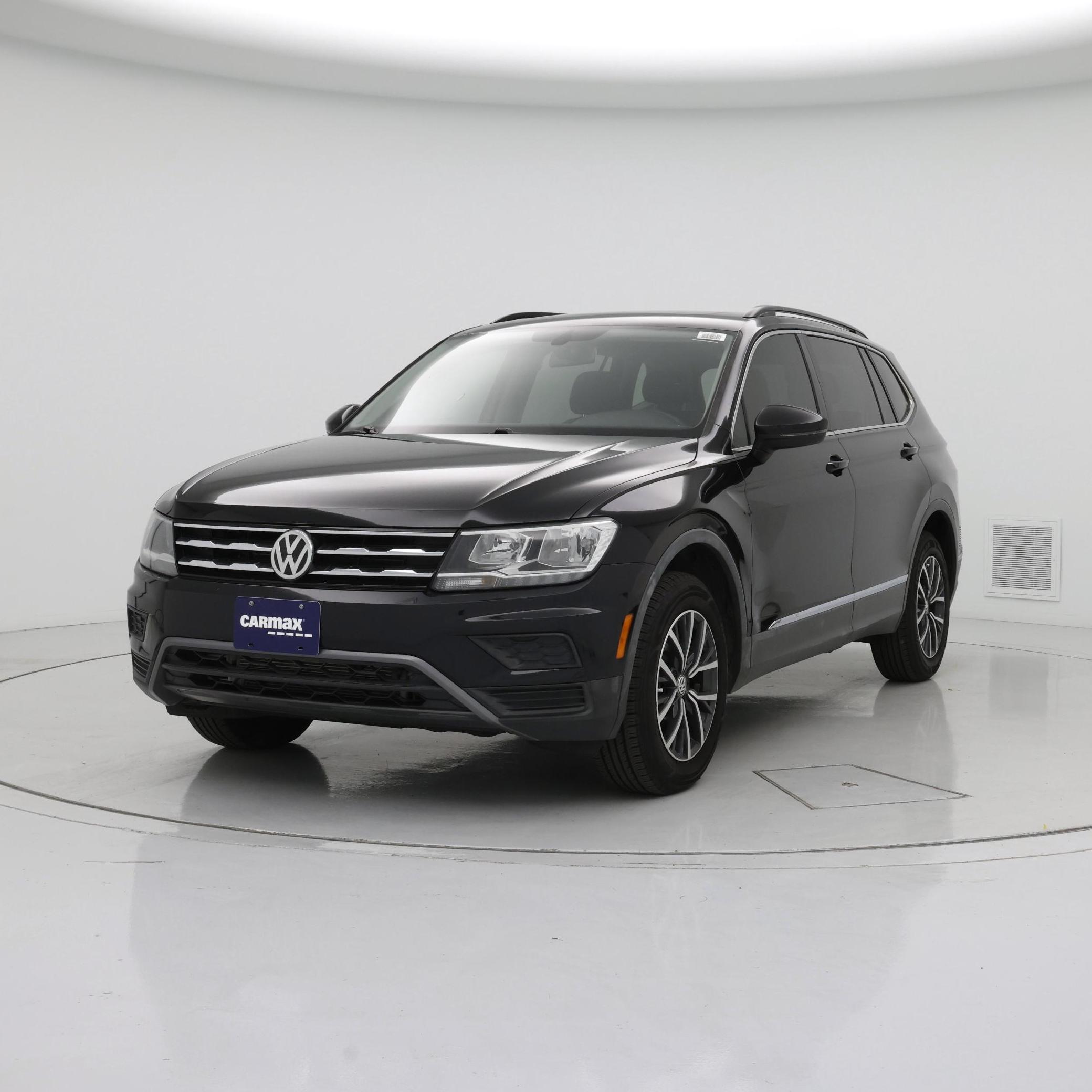 Thumbnail: 2020 Volkswagen Tiguan - 4