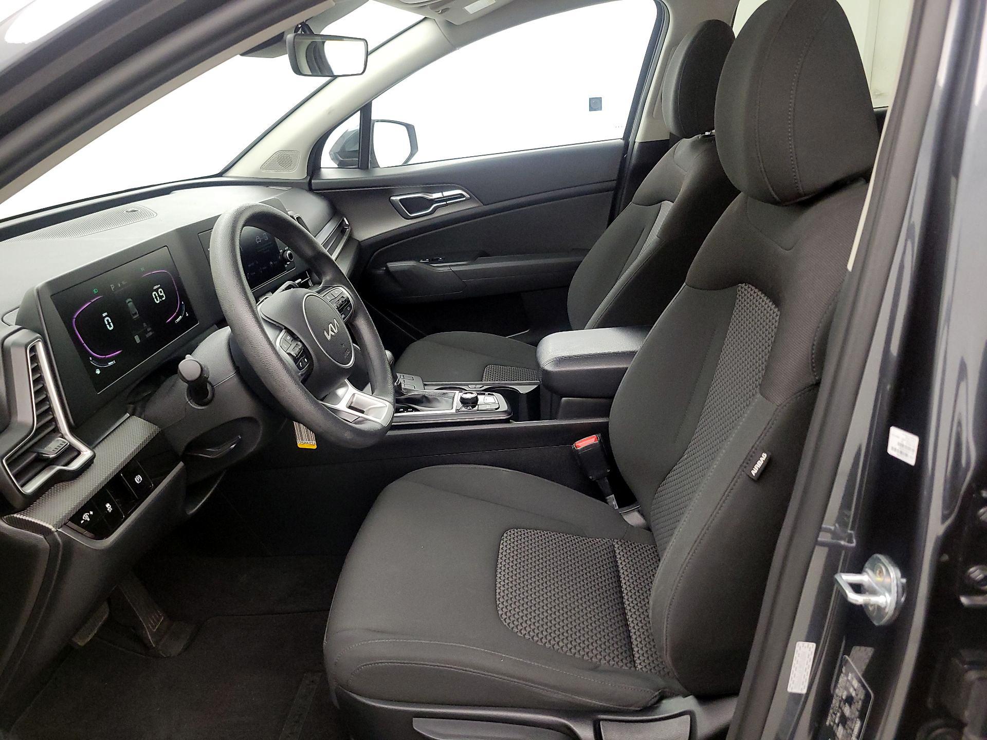 Thumbnail: 2023 Kia Sportage - 11