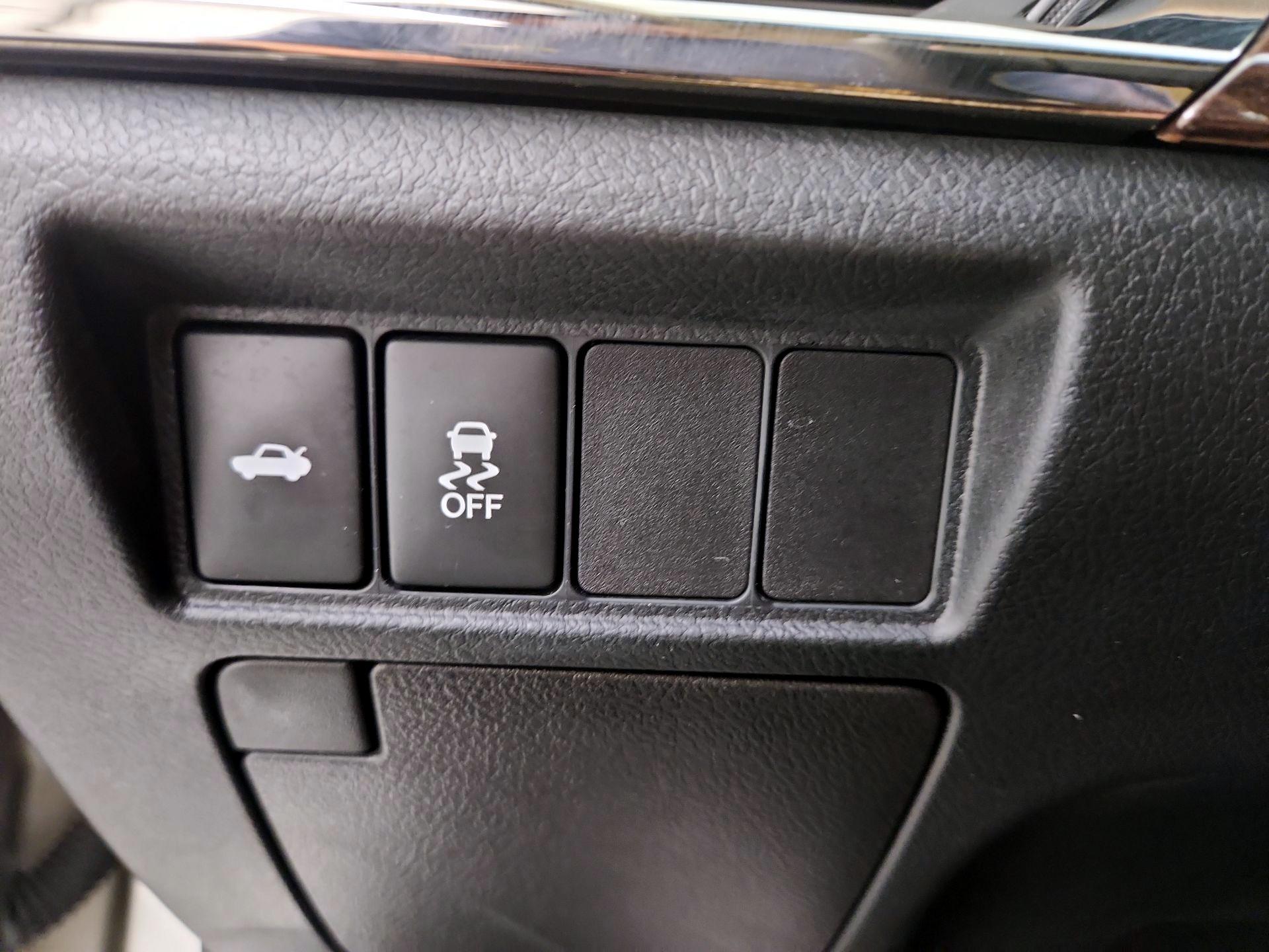 Thumbnail: 2014 Toyota Avalon - 13