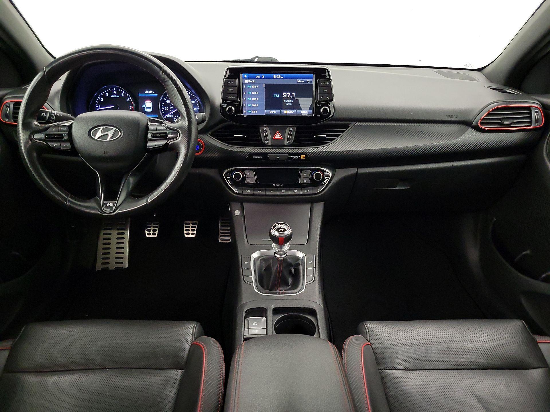 Thumbnail: 2019 Hyundai Elantra - 9